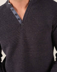 Deeluxe Joyason V Neck Sweater