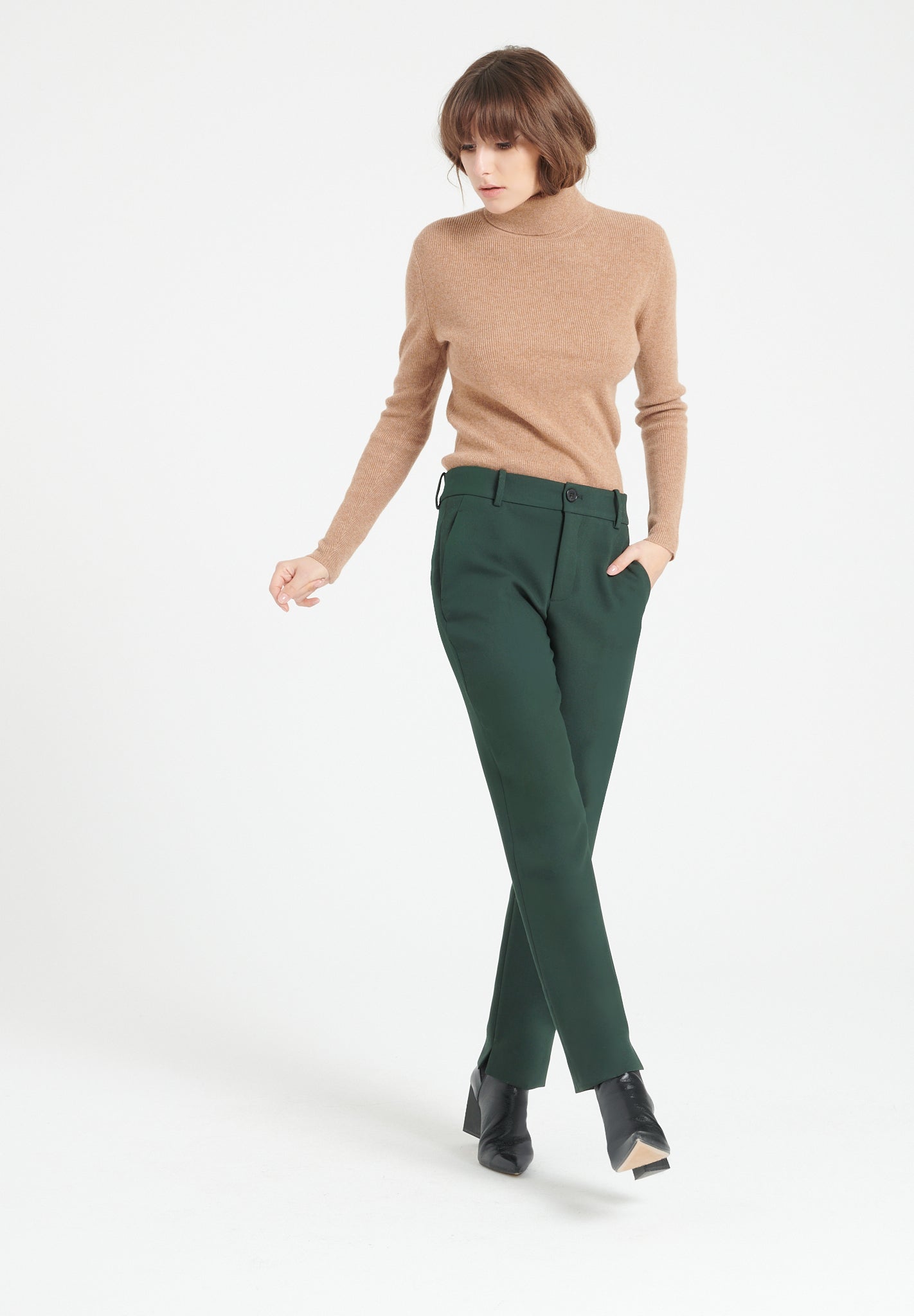 Pure Cashmere 4 ply Turtleneck Ribbed Sweater (Lilly 17)