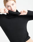 Pure Cashmere 4 Thread Turtleneck Sweater (Lilly 19)