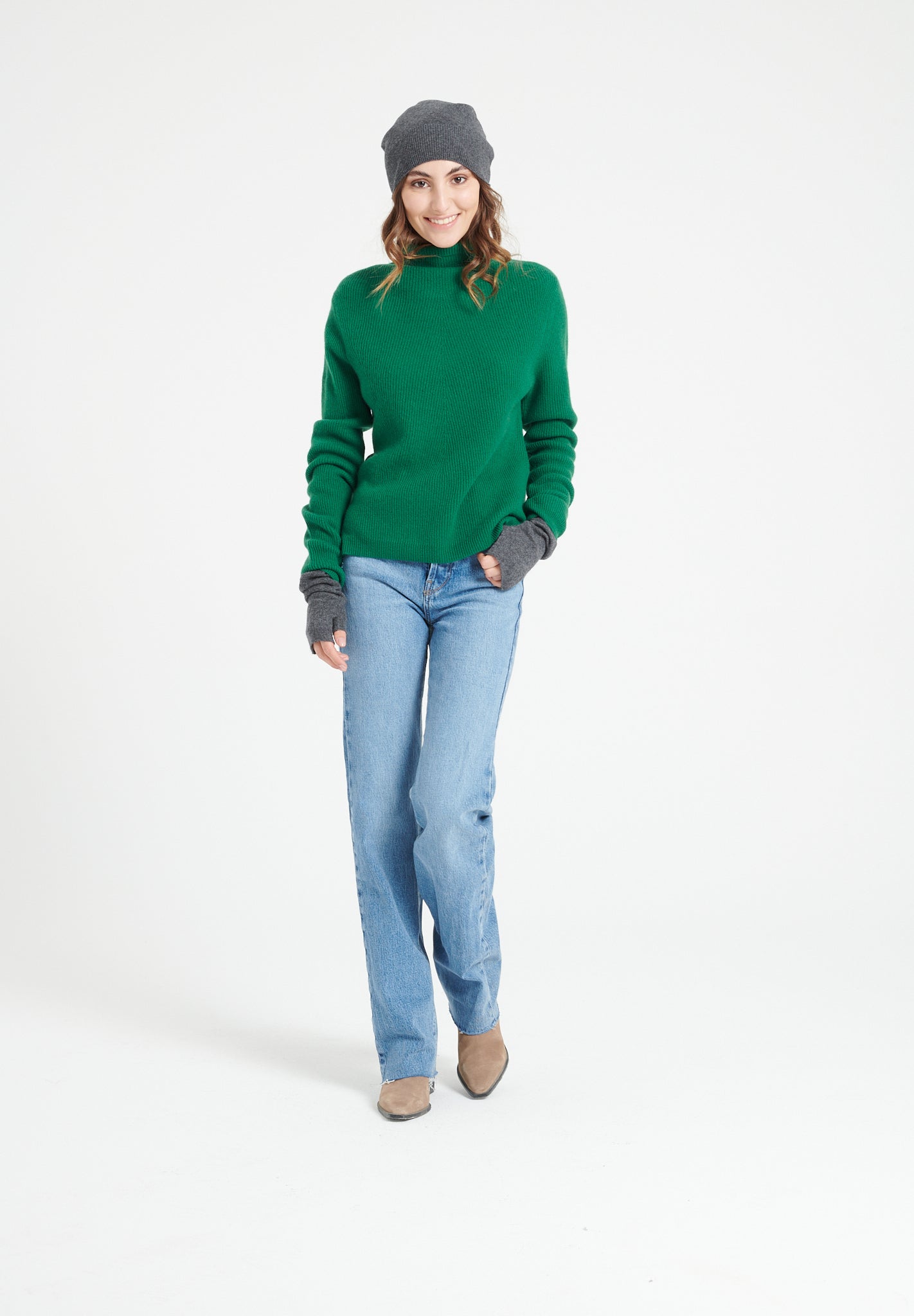 Pure Cashmere Turtleneck Sweater (Lilly 26)