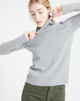 Pure Cashmere 4 Thread Turtleneck Sweater (Lilly 19)