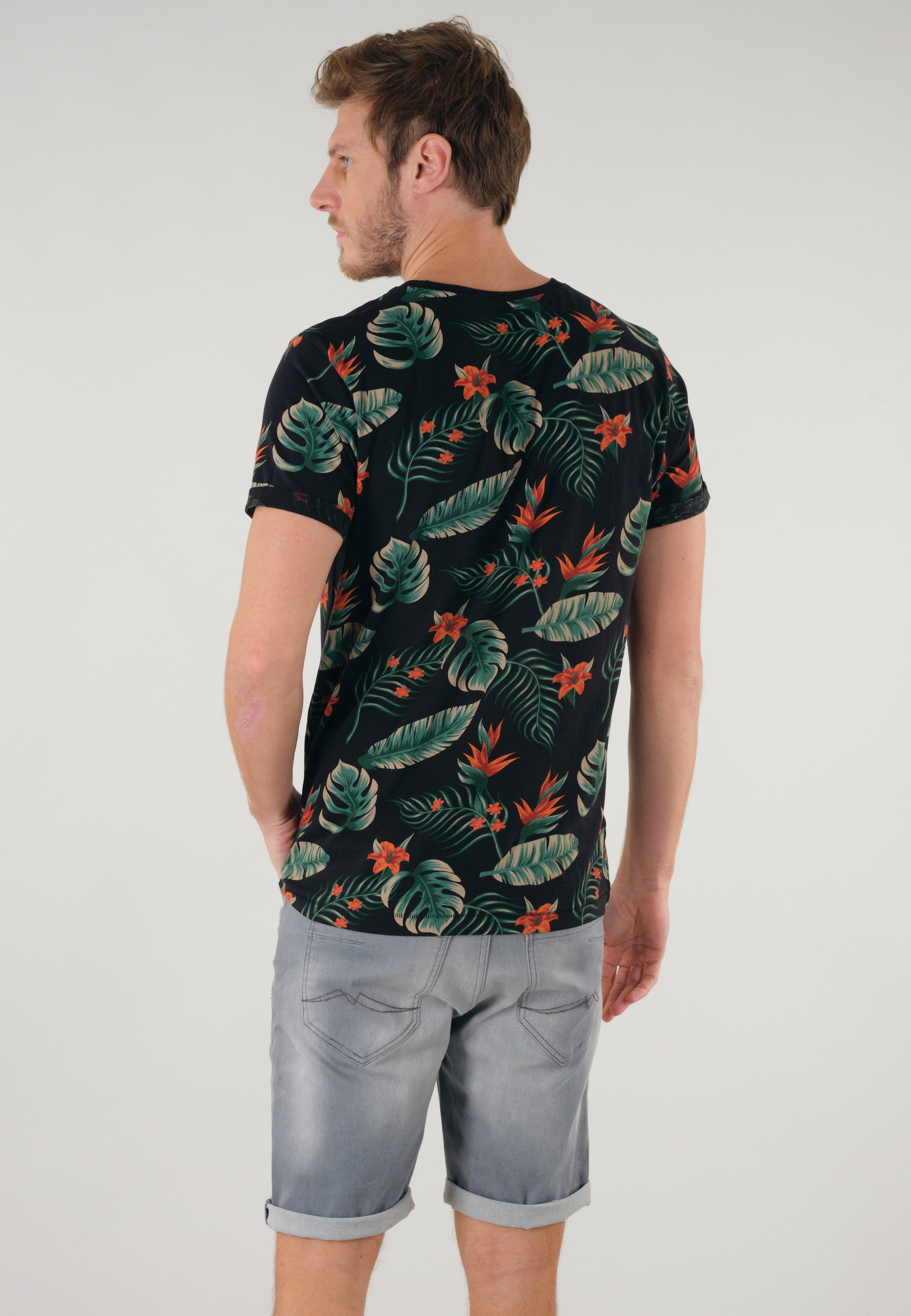 Deeluxe Nubie T-Shirt
