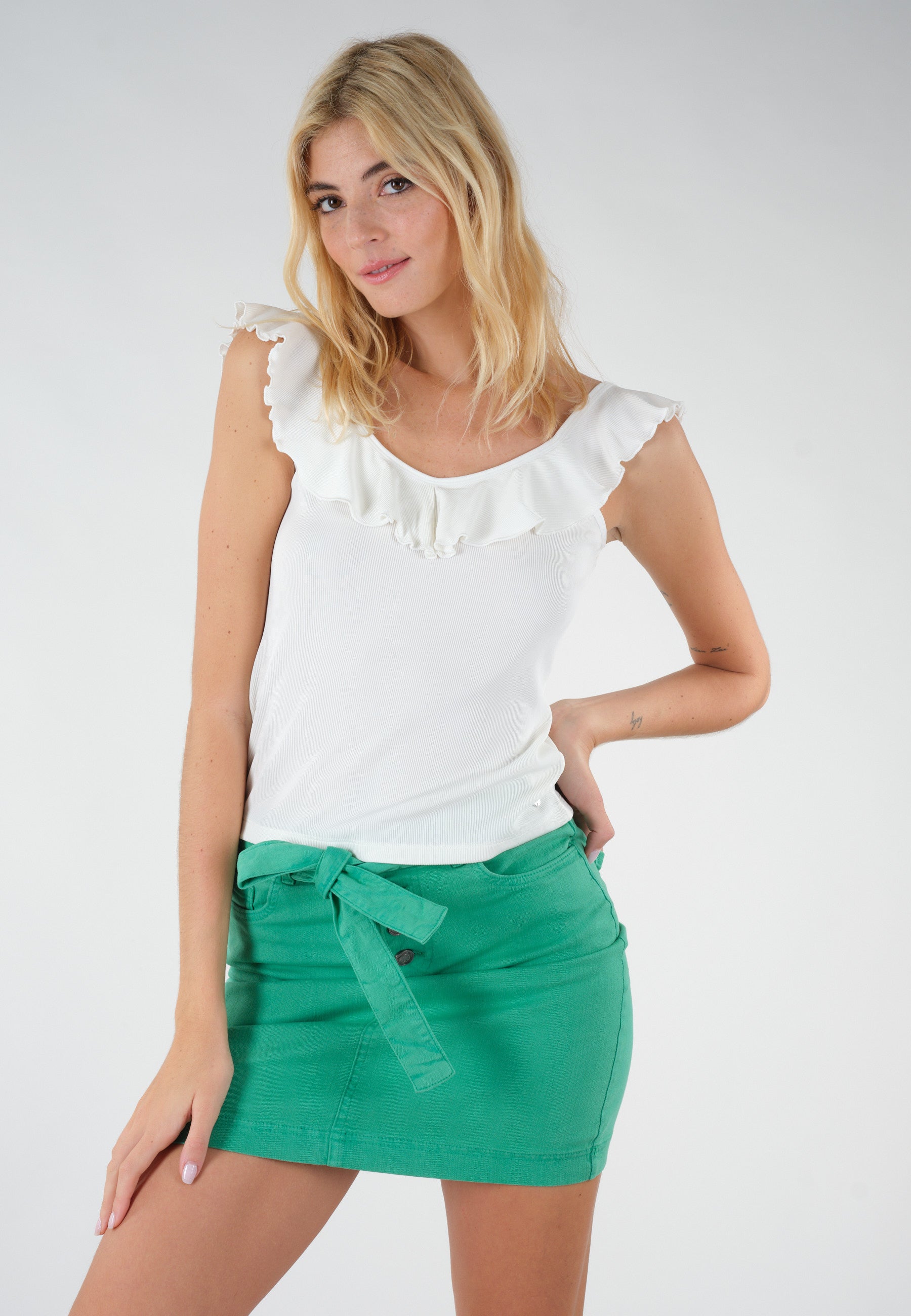 Deeluxe Angela T-Shirt