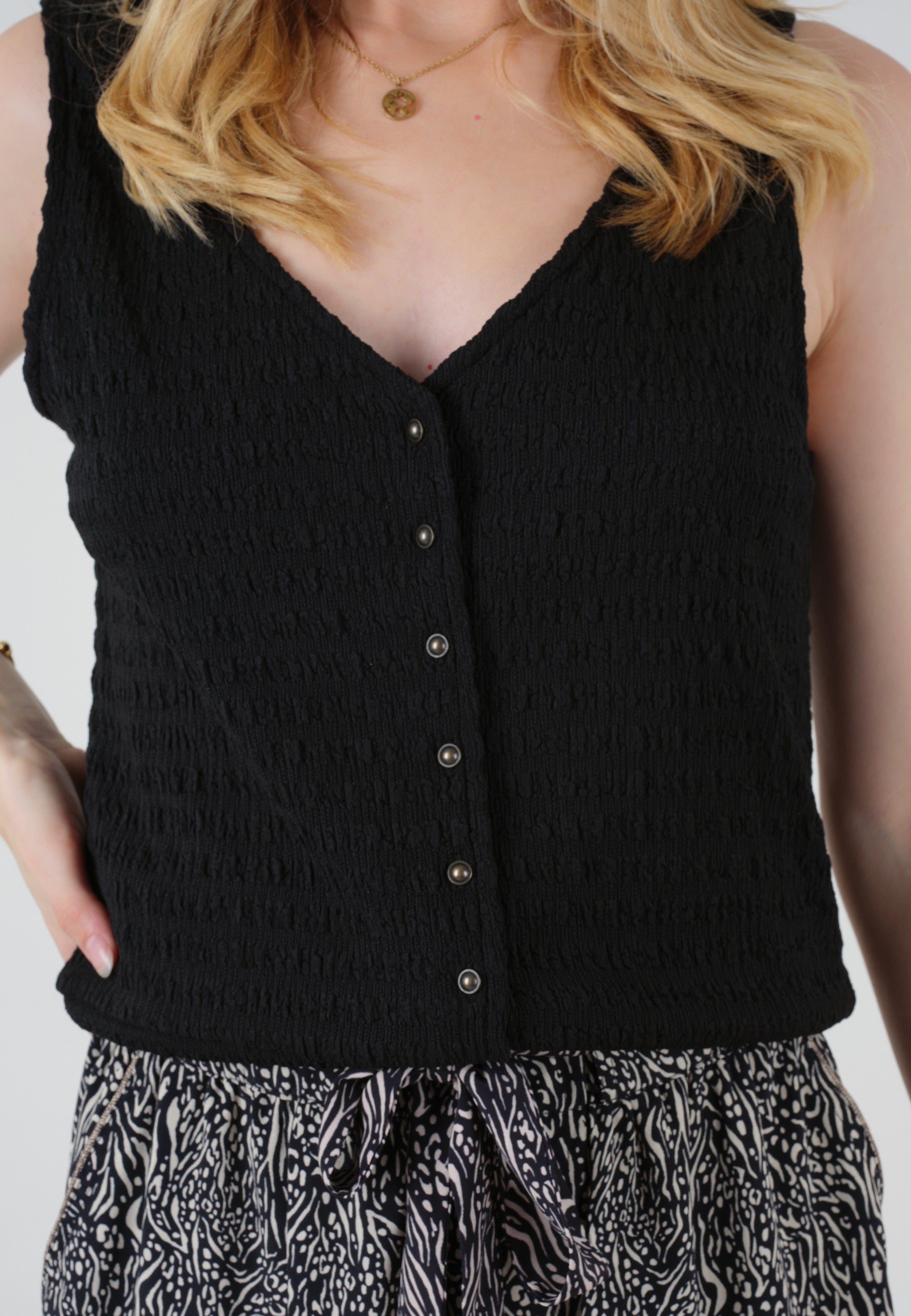 Deeluxe Sima Sleeveless T-Shirt
