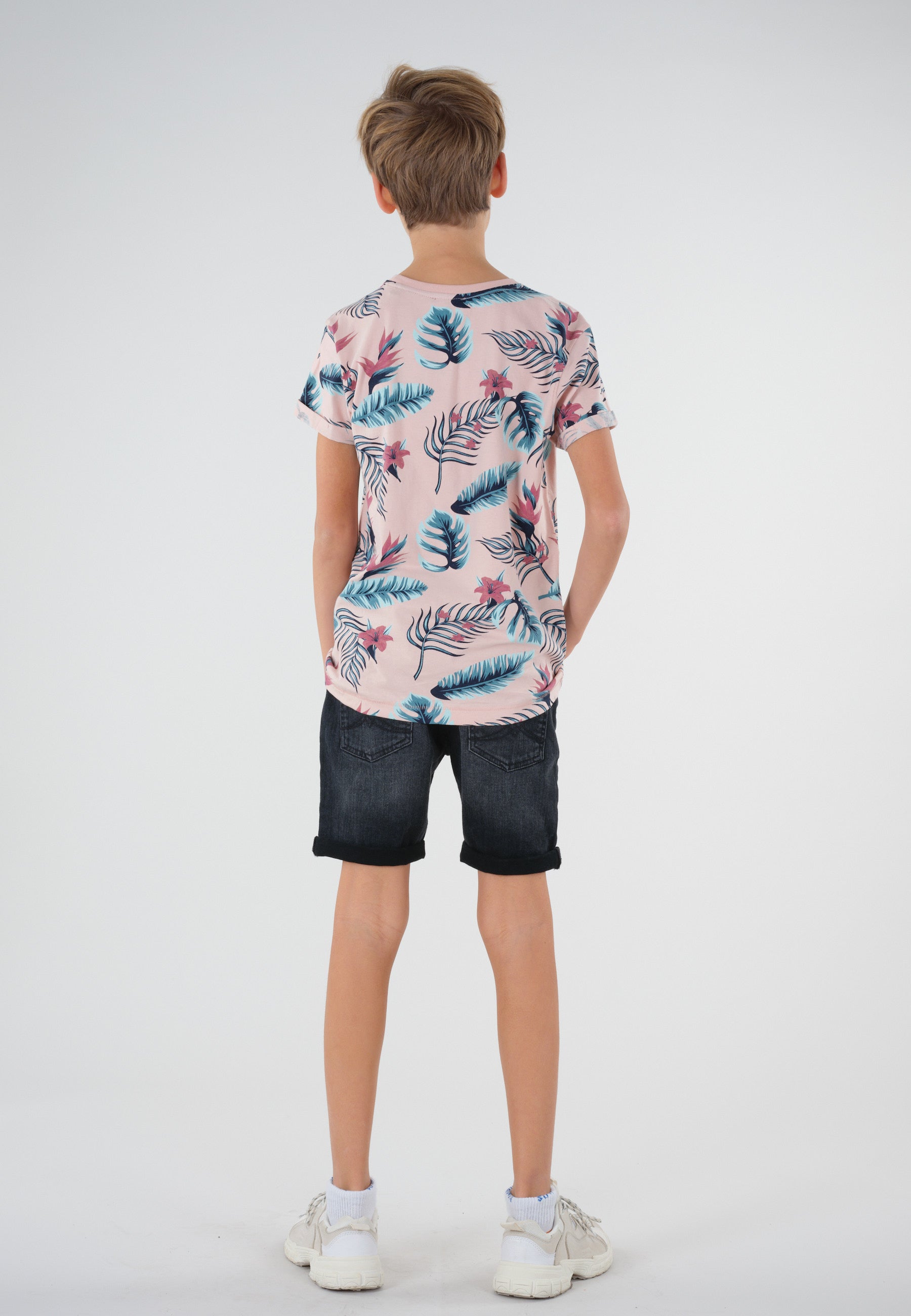 Deeluxe Nubie T-Shirt