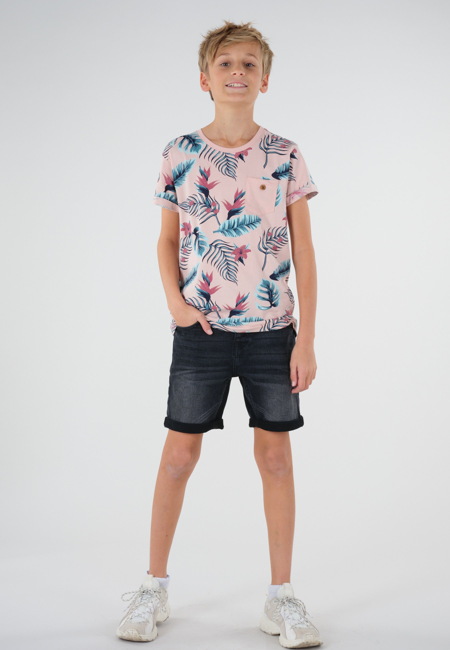 Deeluxe Nubie T-Shirt