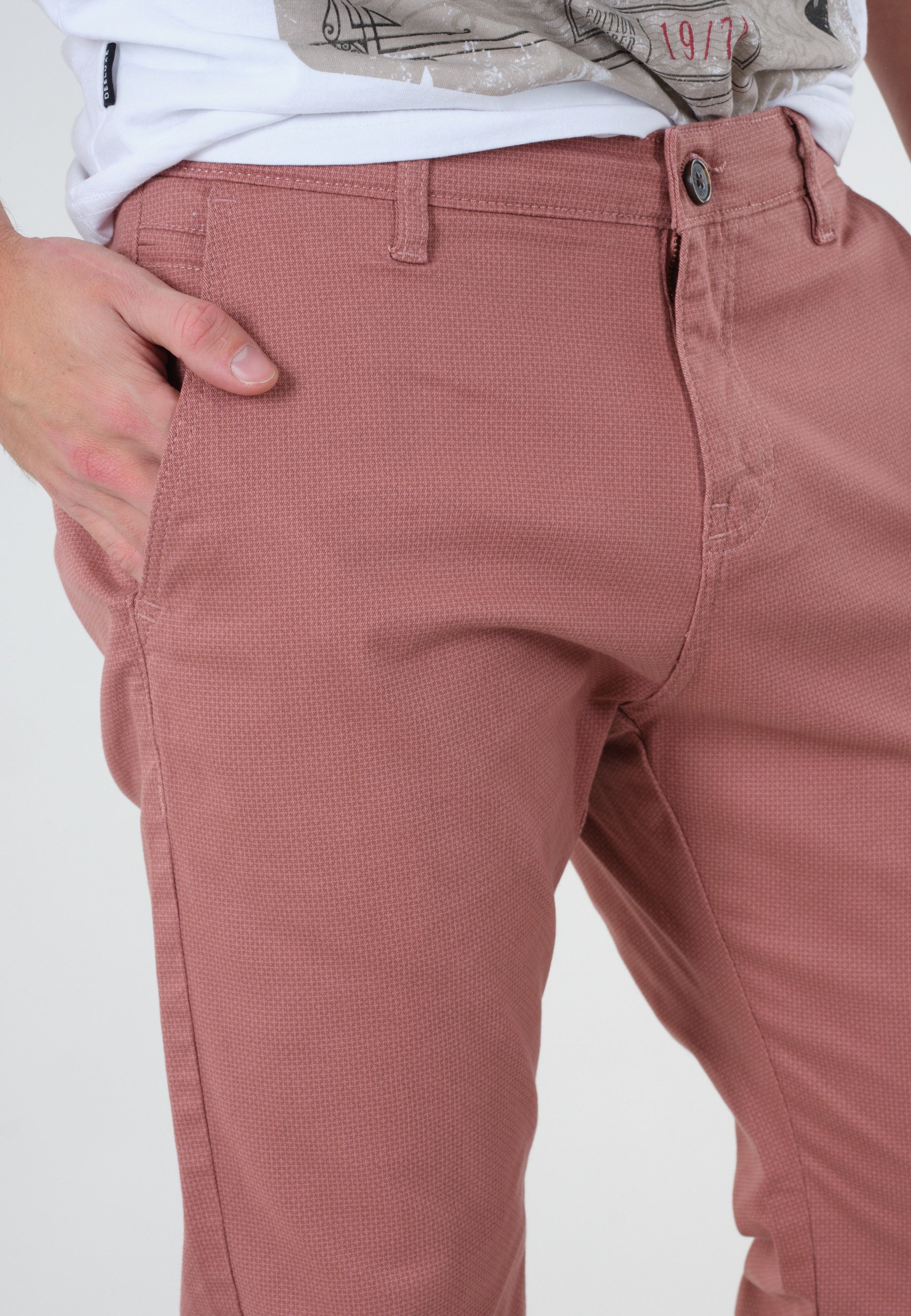 Deeluxe Burt Chino Pants