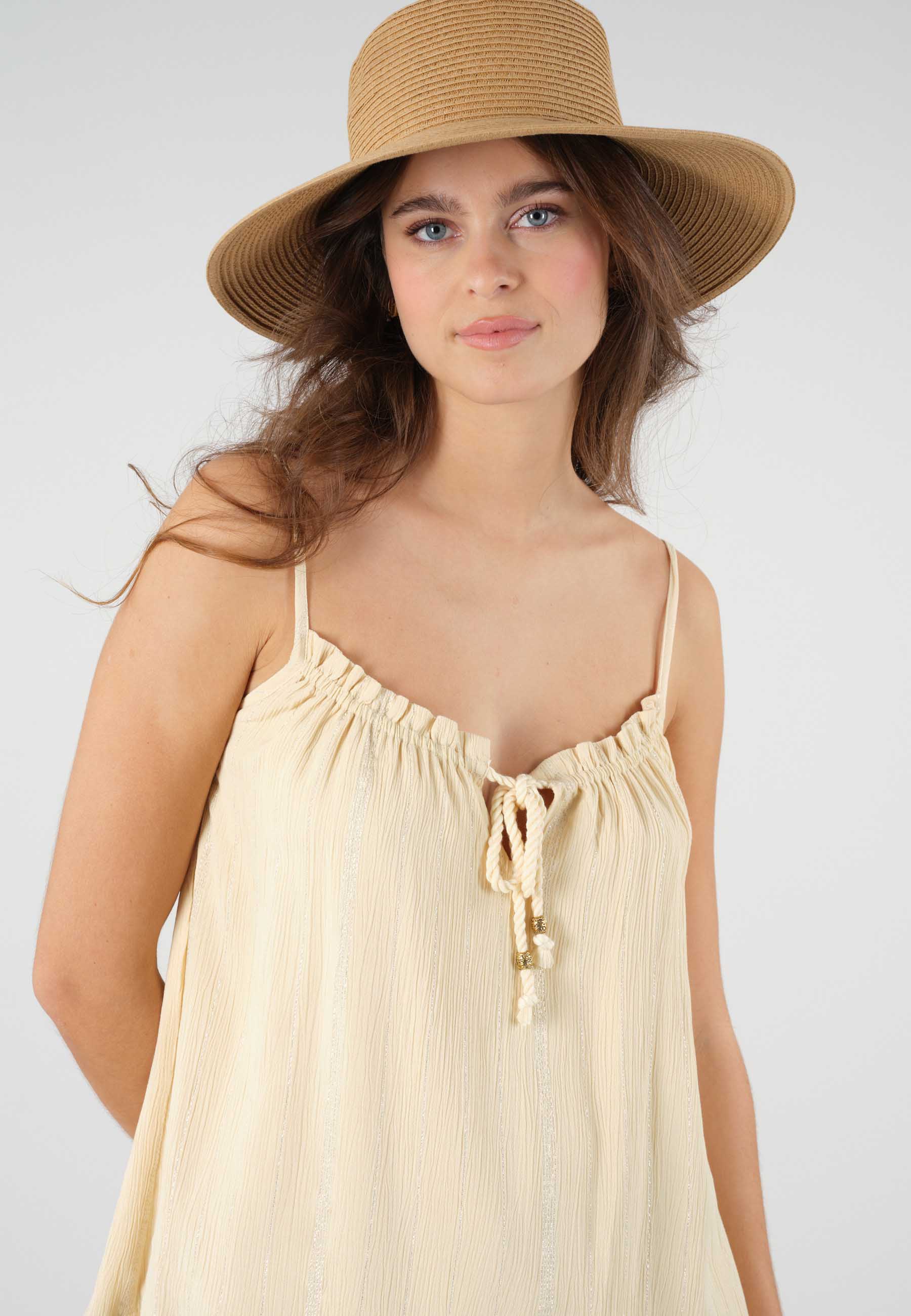 Deeluxe Inaya Sleeveless T-Shirt
