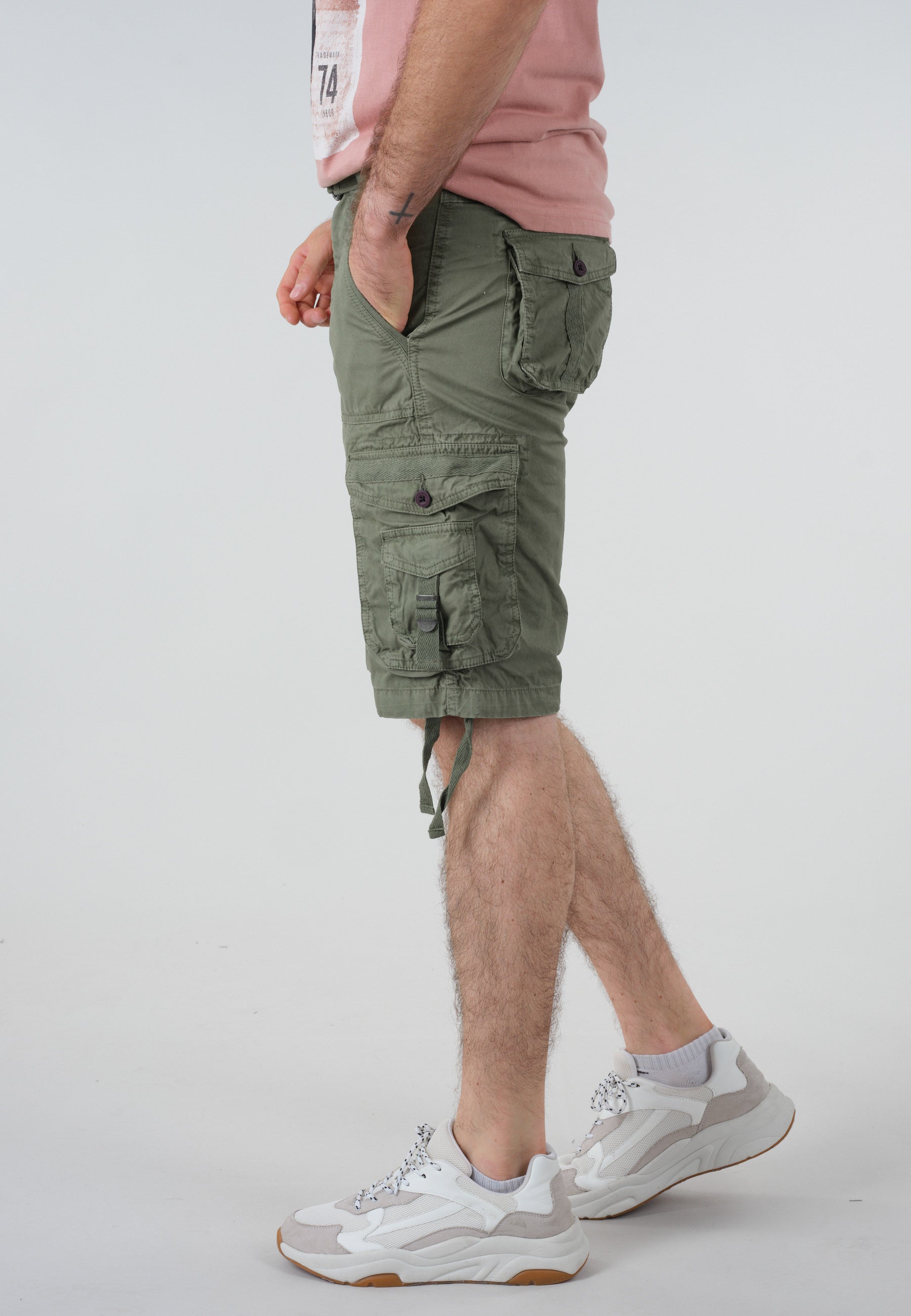 Deeluxe Heaven Cargo Shorts
