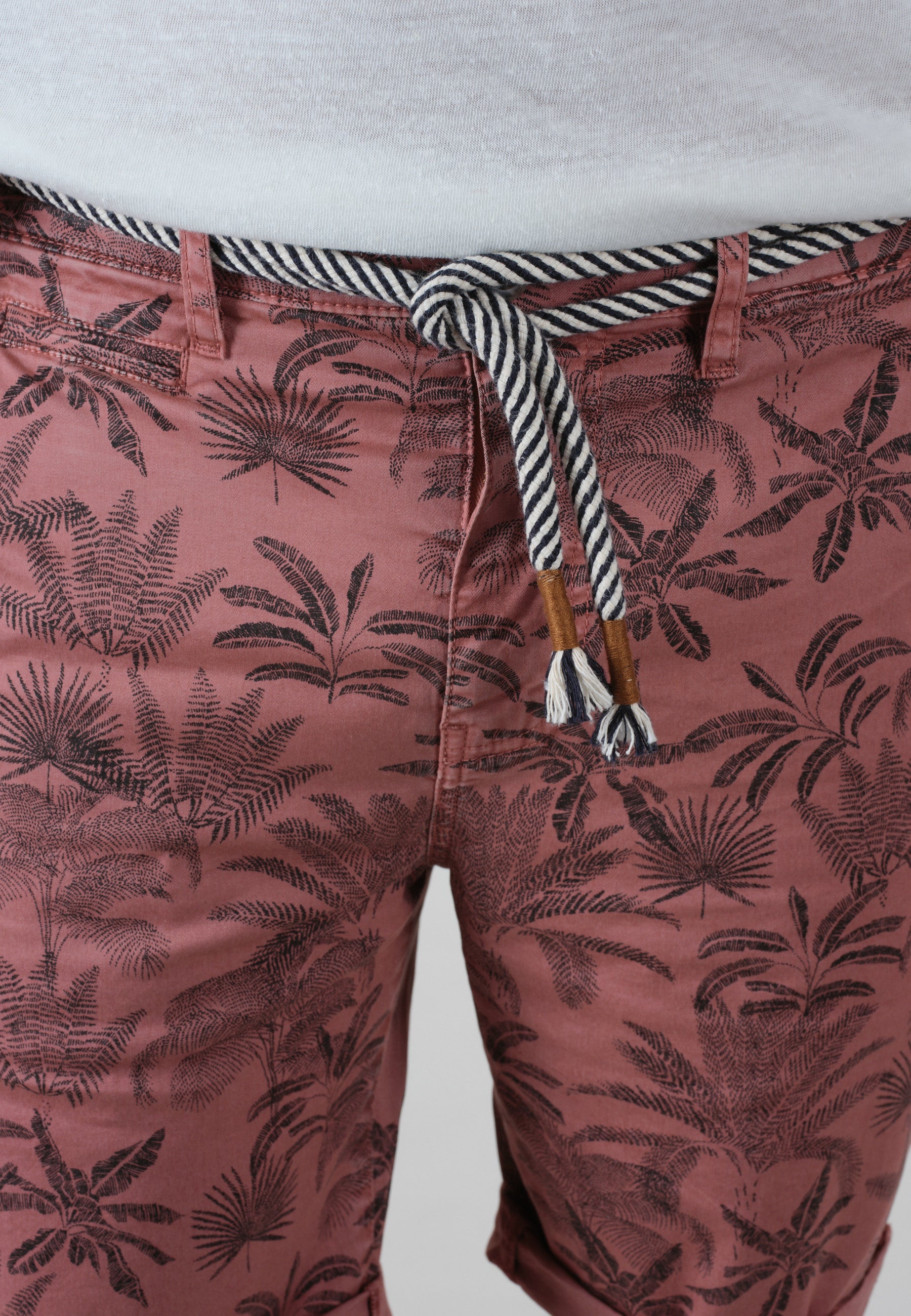 Deeluxe Karubi Shorts