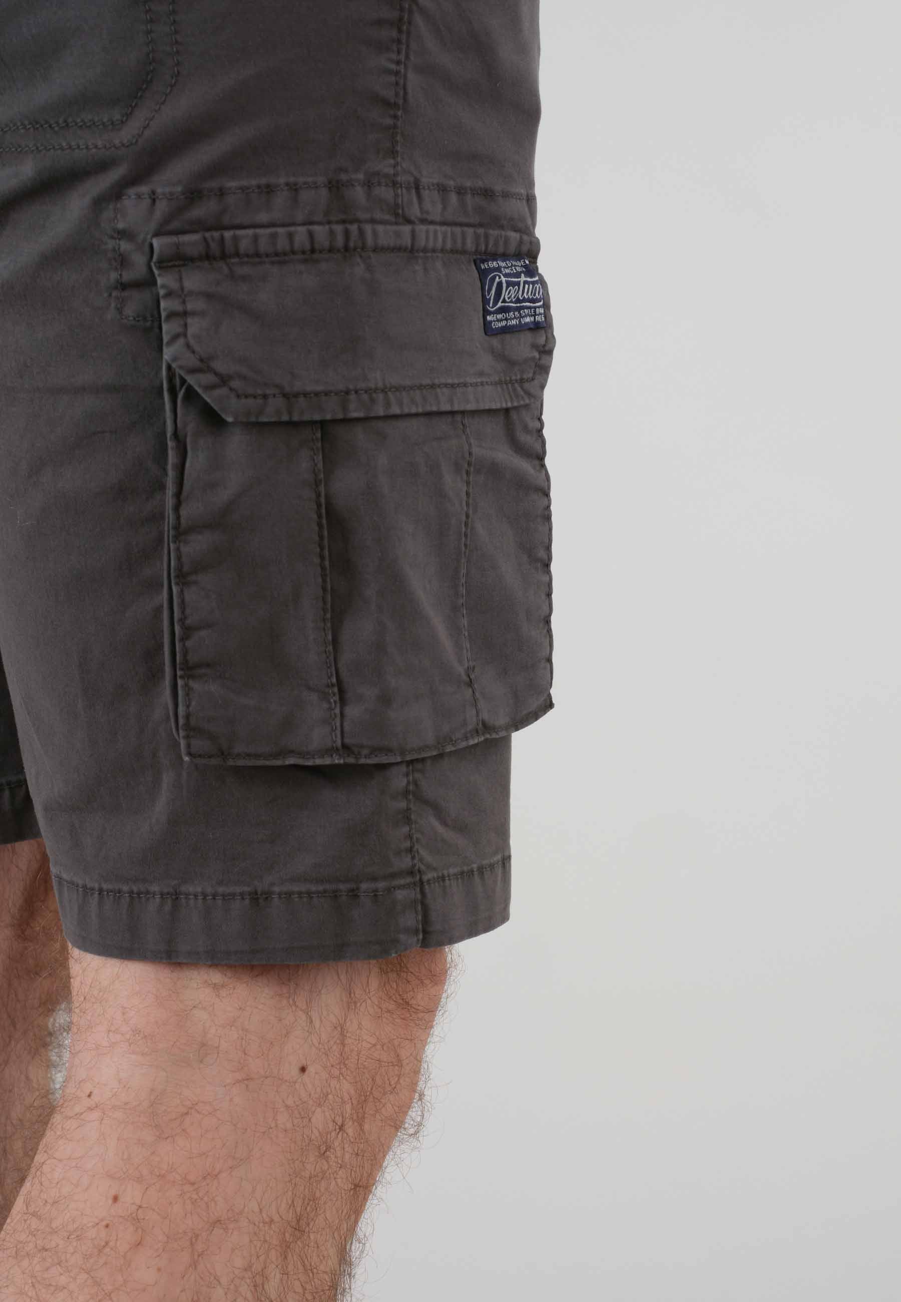 Deeluxe Slog Cargo Shorts