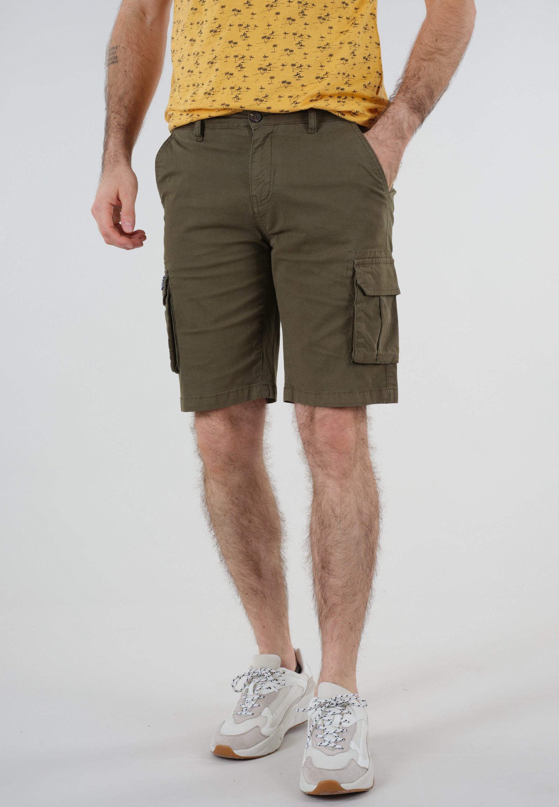 Deeluxe Slog Cargo Shorts