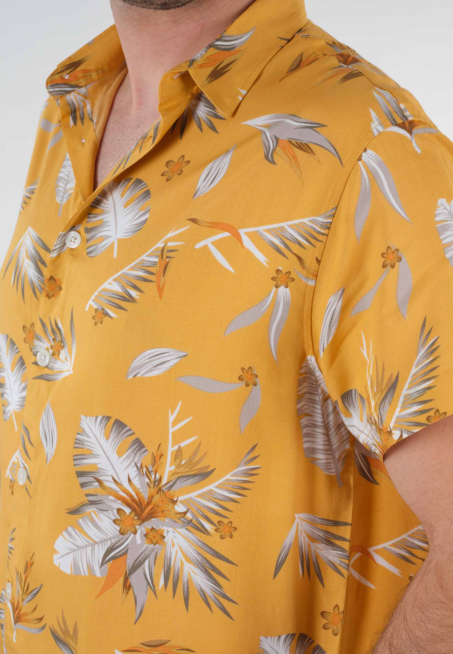 Deeluxe Pearl Short Sleeved Shirt