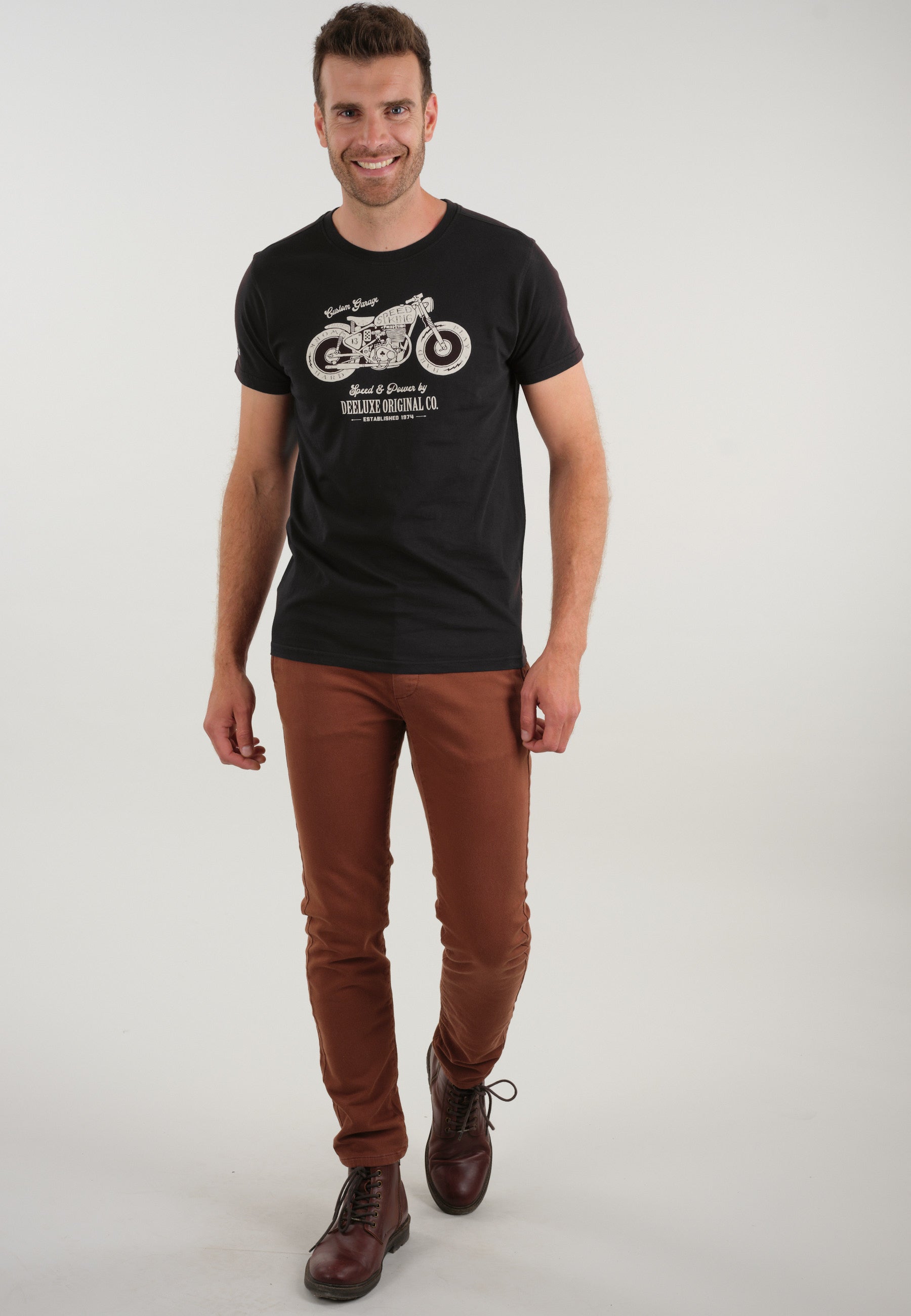 Deeluxe Garage T-Shirt