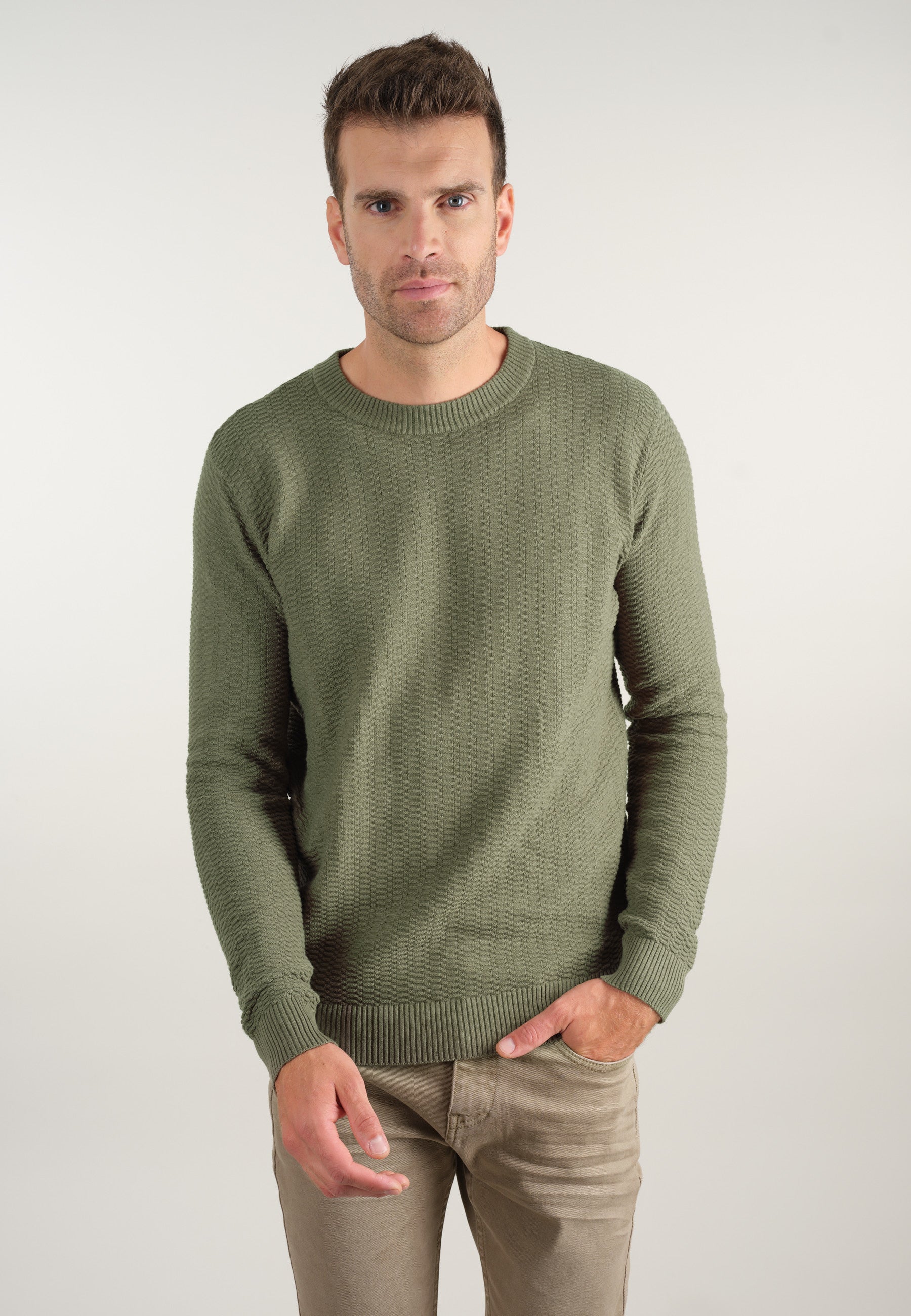Deeluxe Bilo Roundneck Sweater