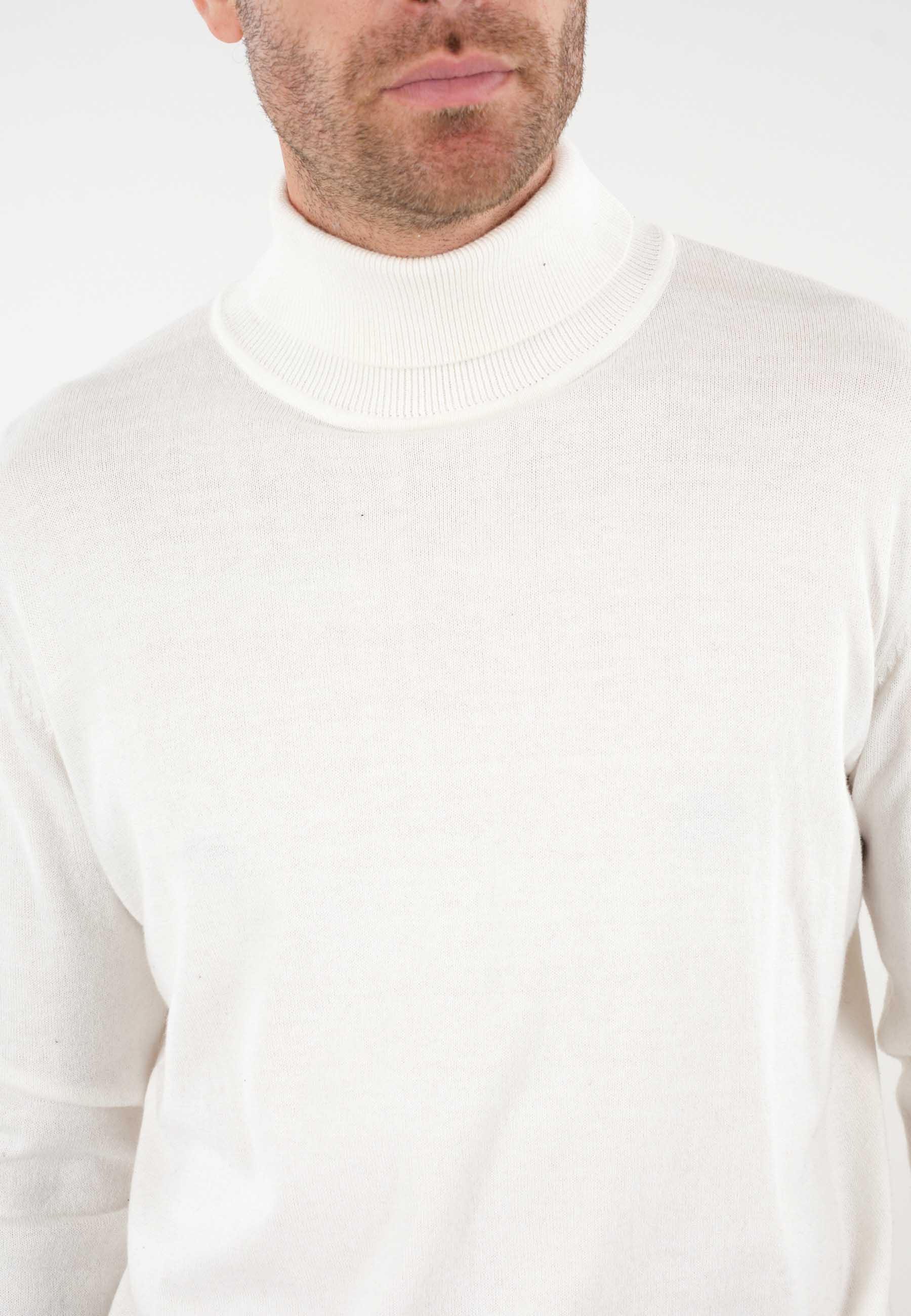 Deeluxe Rollup Rollneck Sweater