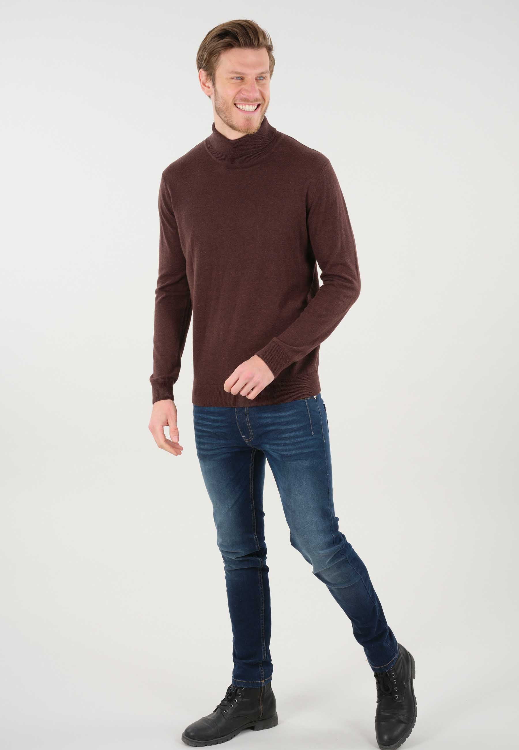 Deeluxe Rollup Rollneck Sweater