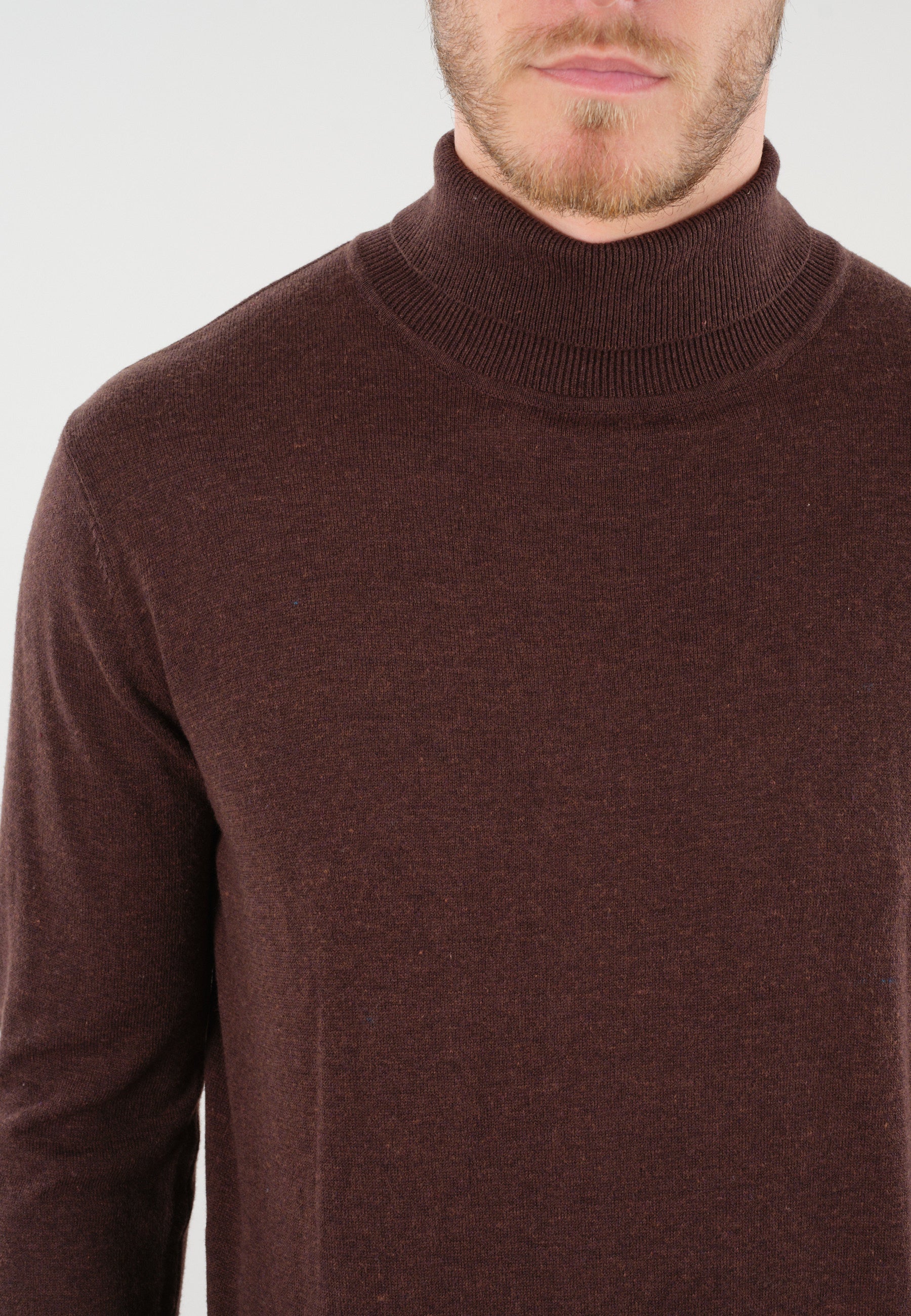Deeluxe Rollup Rollneck Sweater