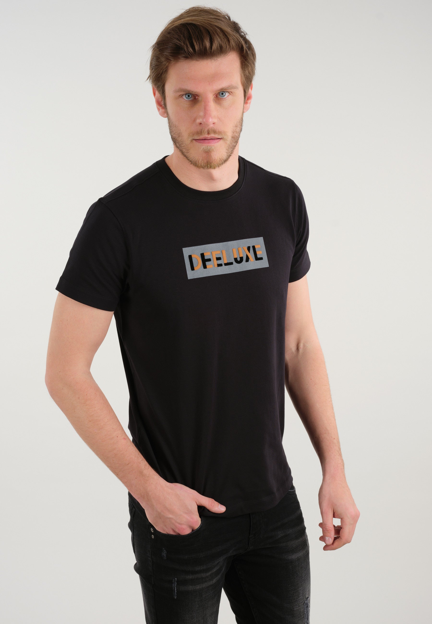 Deeluxe Artistic T-Shirt