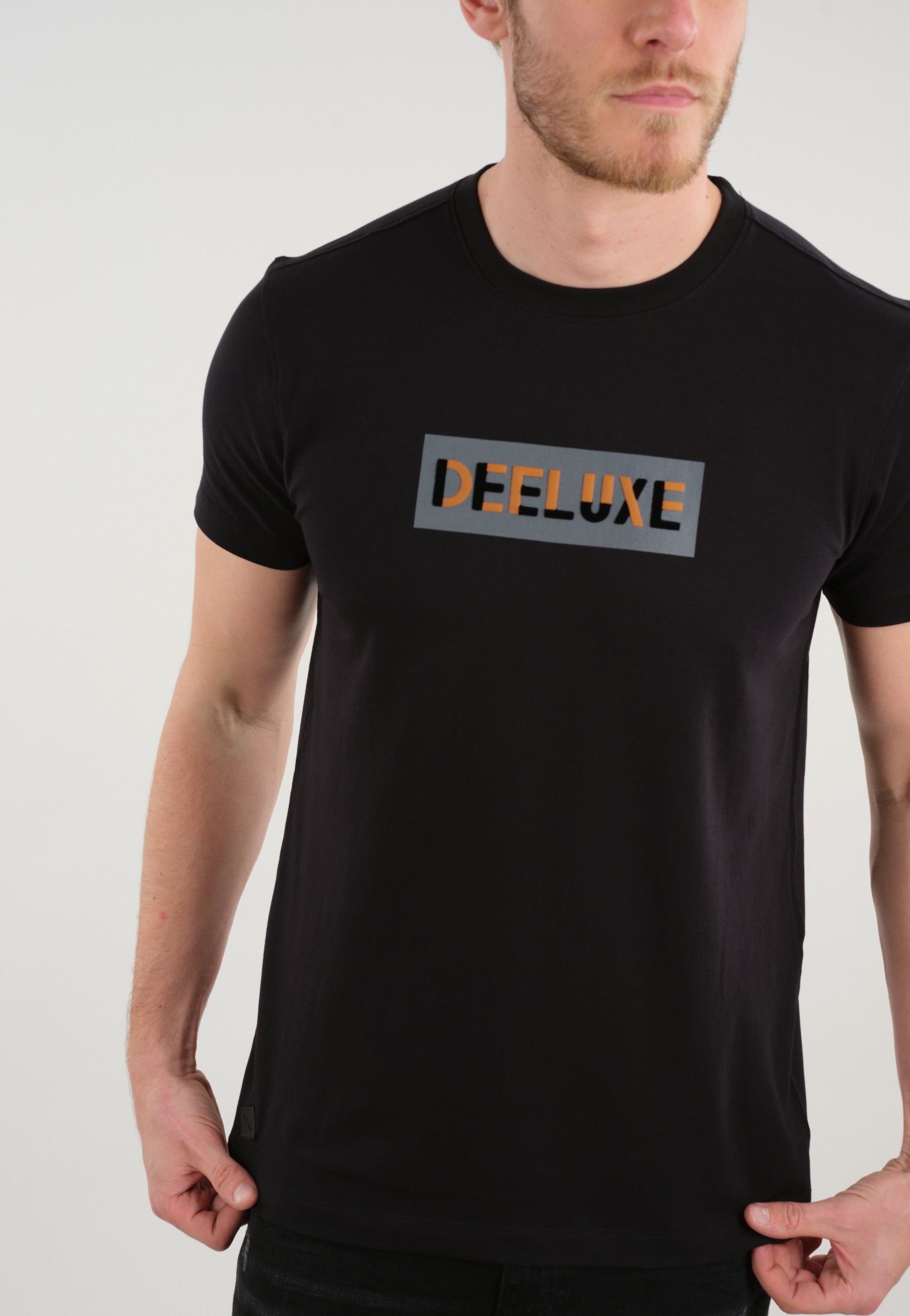 Deeluxe Artistic T-Shirt