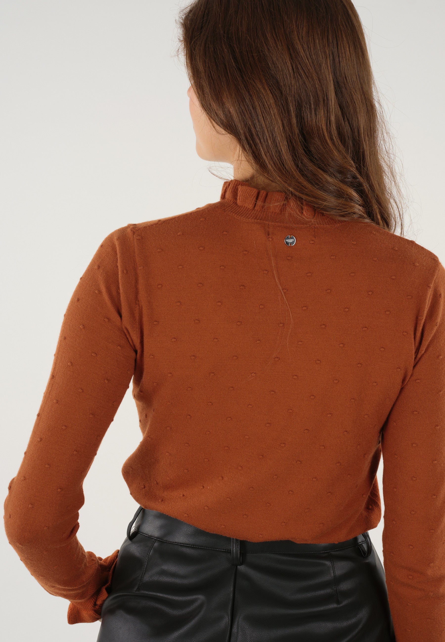 Deeluxe Damika Roundneck Sweater