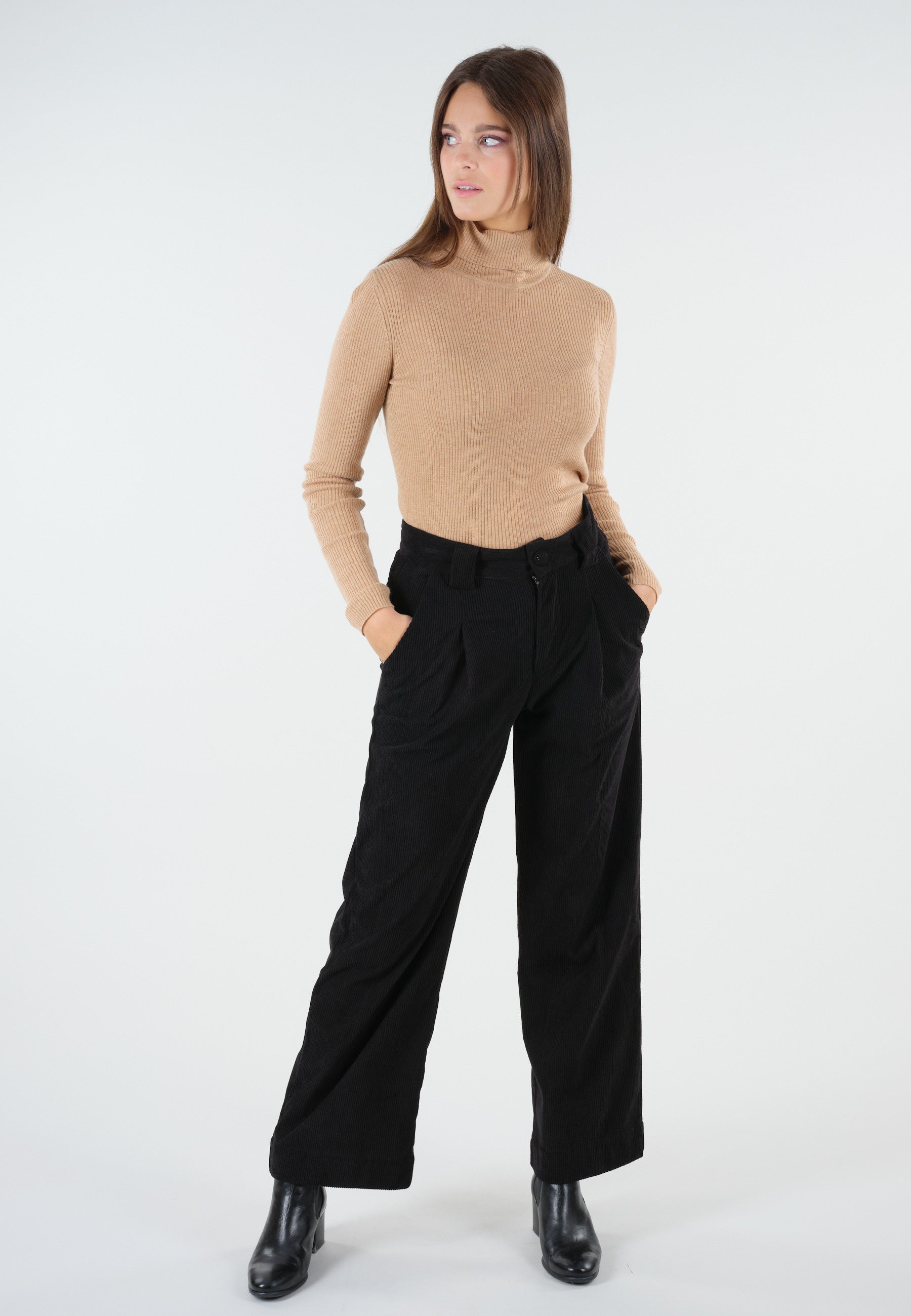 Deeluxe Neela Rollneck Sweater