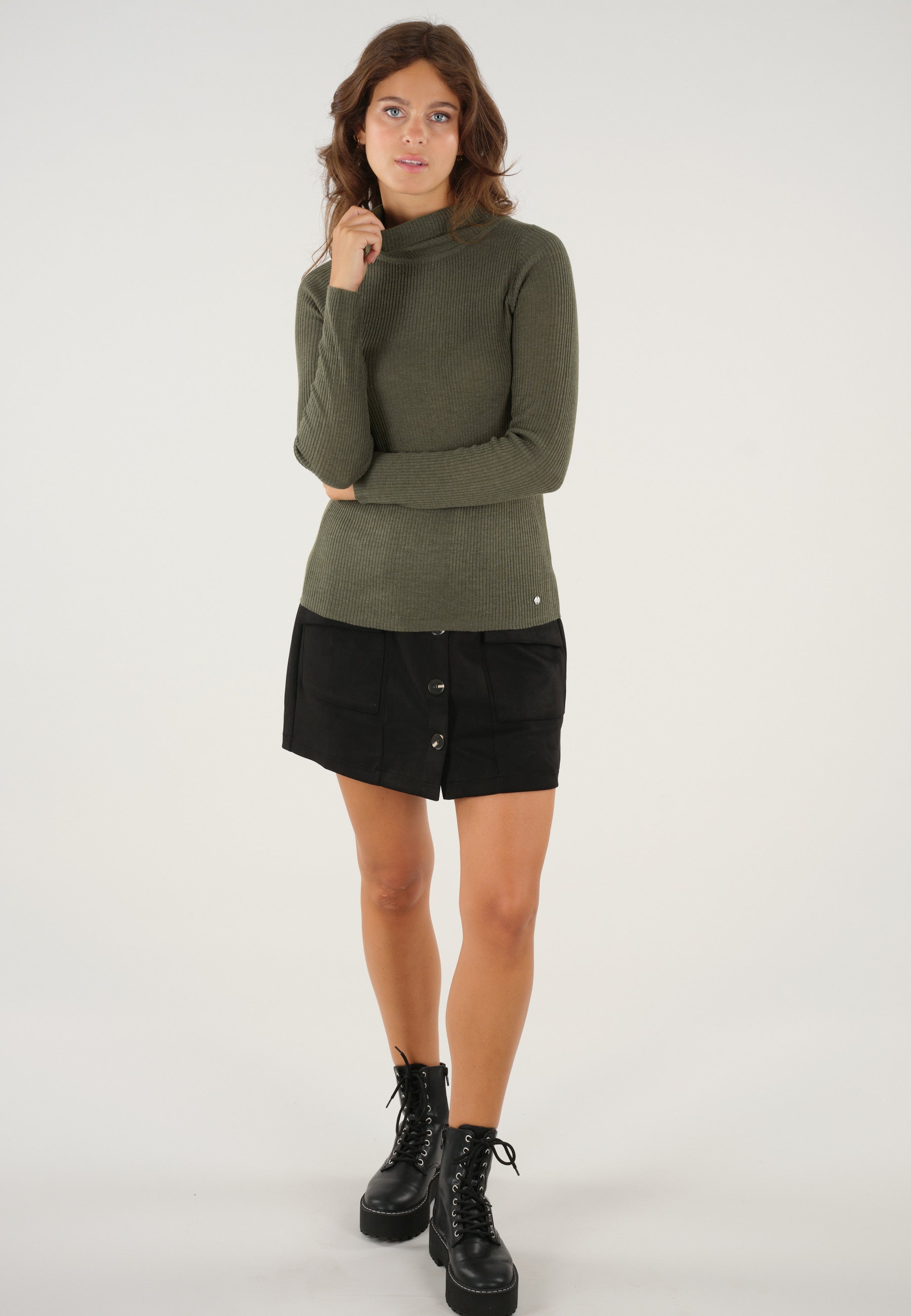 Deeluxe Neela Rollneck Sweater