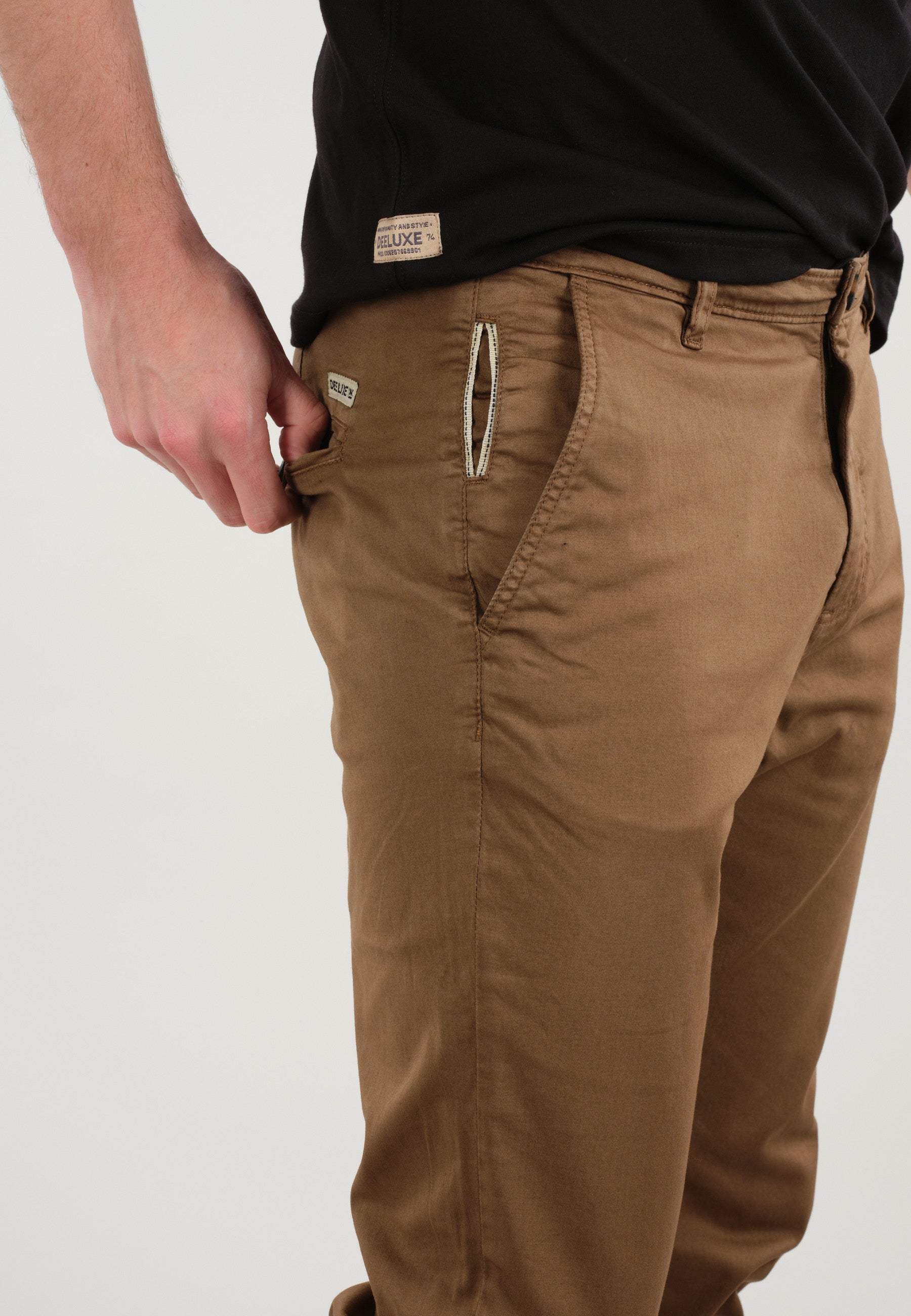 Deeluxe Bakery Chino Pants