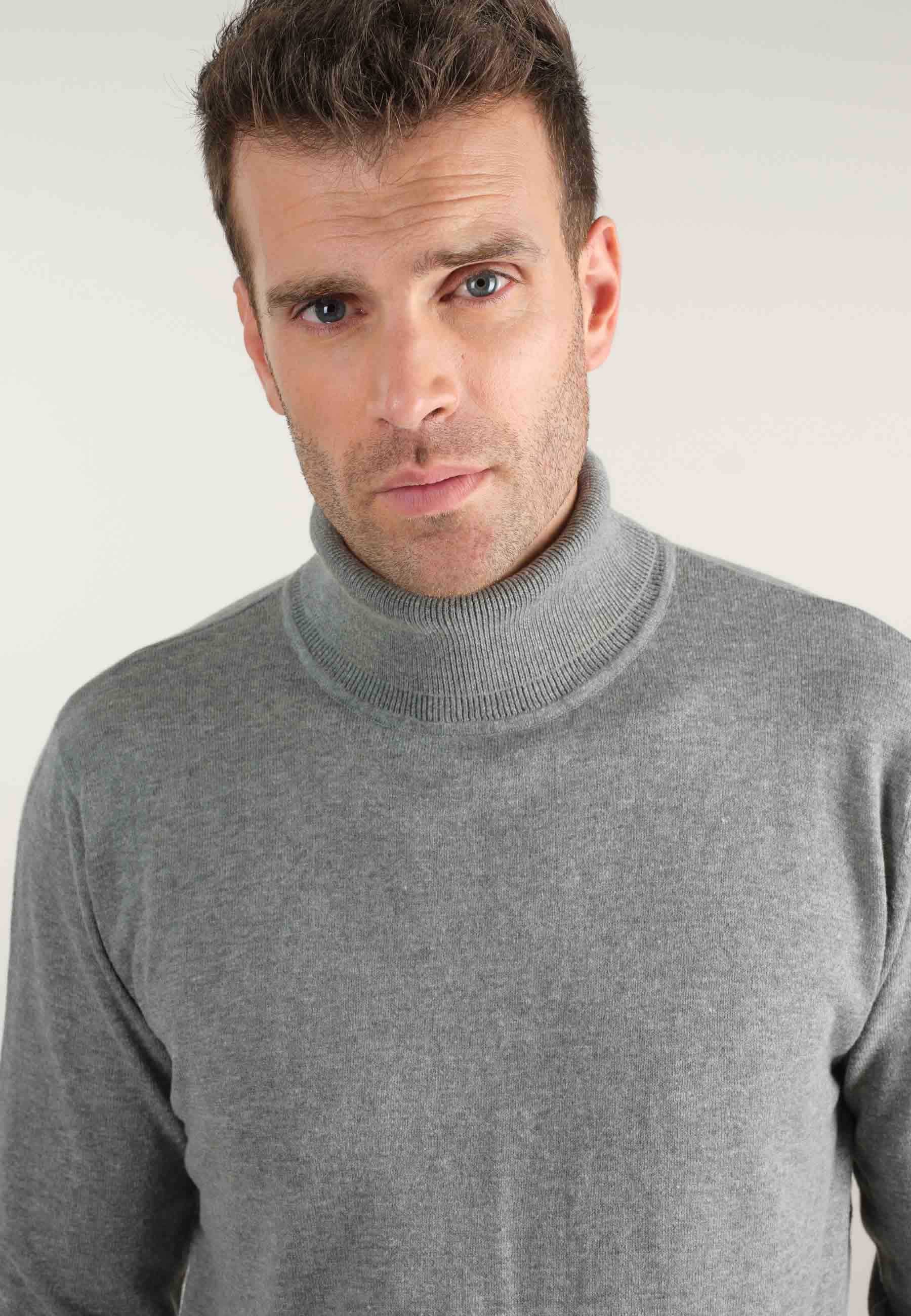 Deeluxe Rollup Rollneck Sweater
