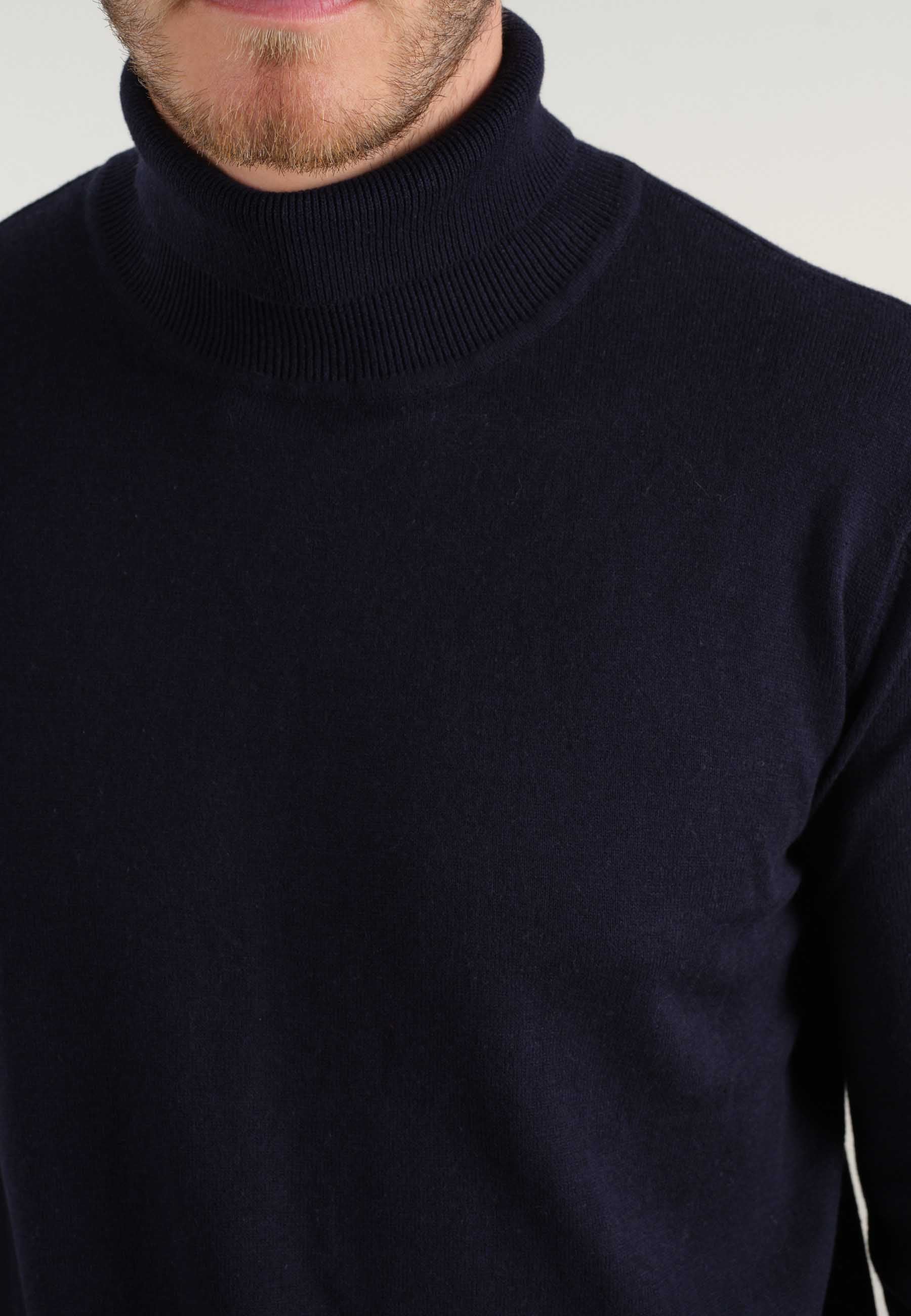 Deeluxe Rollup Rollneck Sweater