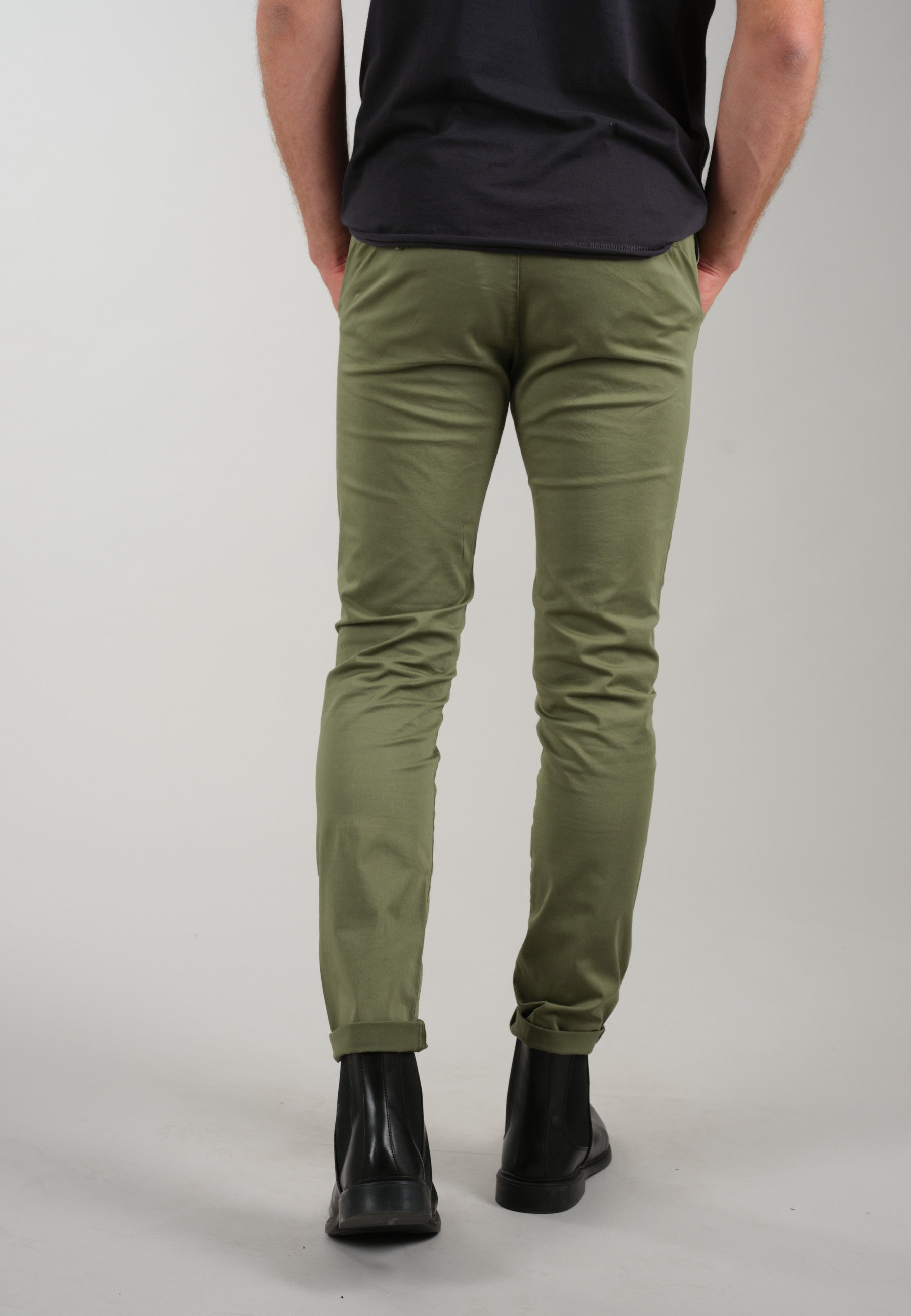 Deeluxe Bakery Chino Pants