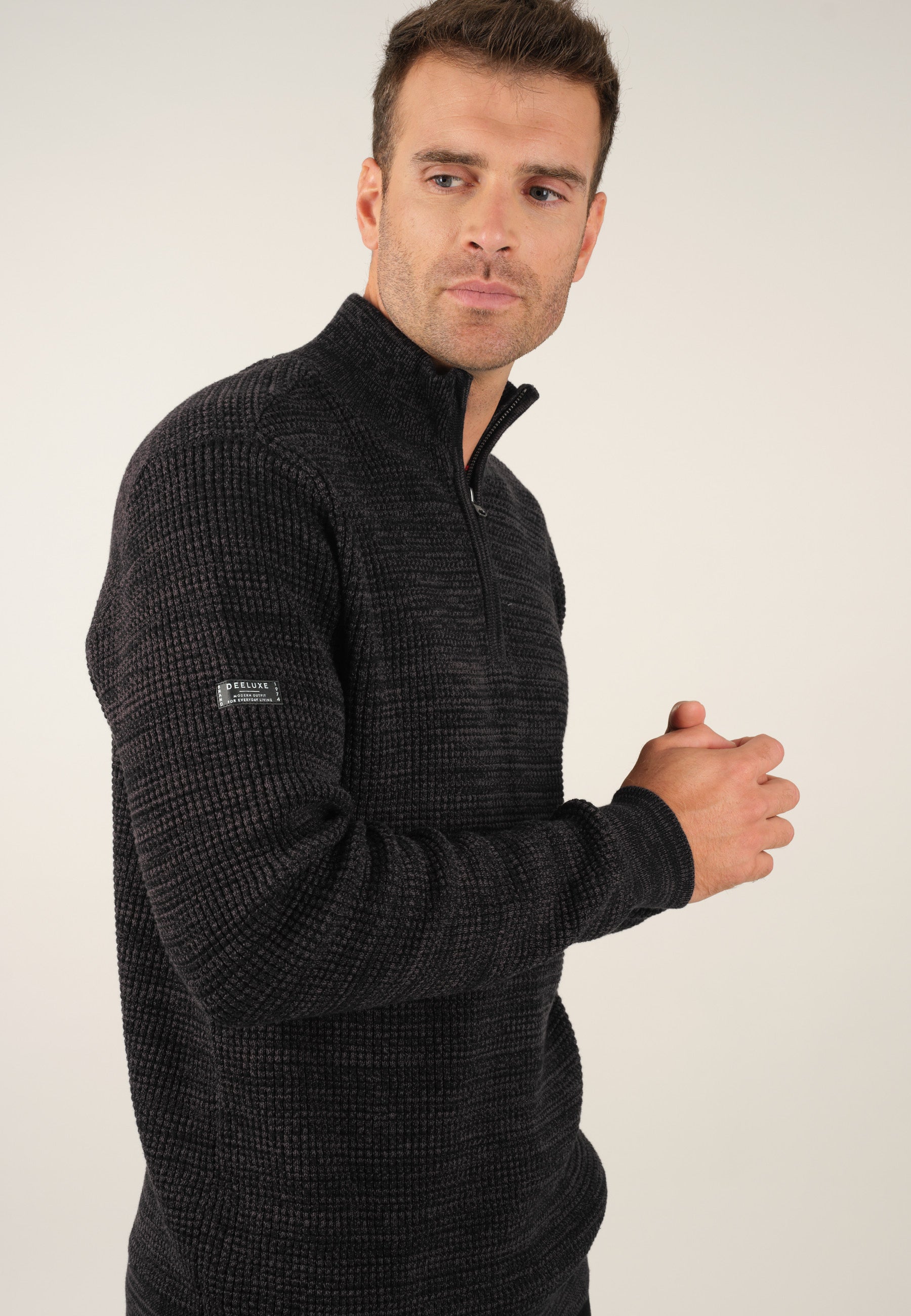 Deeluxe Henley Truck Sweater