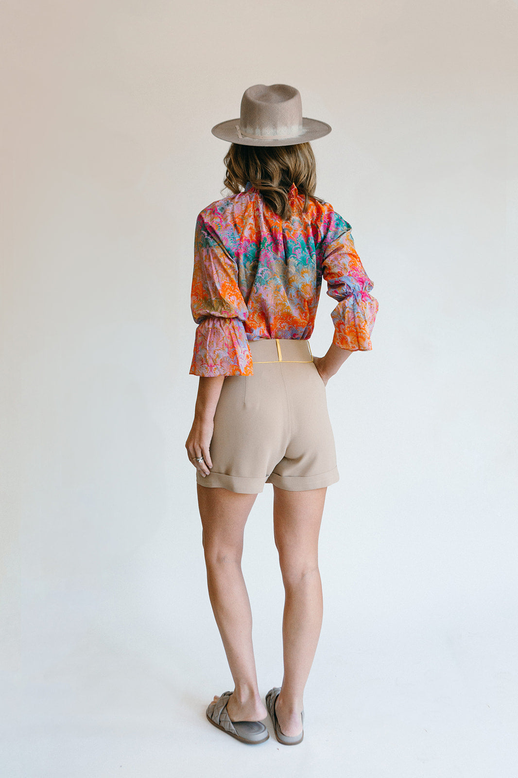 SOL SHORTS