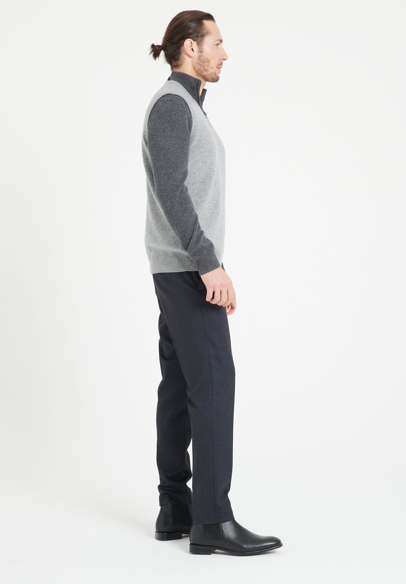 Pure Cashmere 2 Ply Sleeveless Vest (Luke 9)