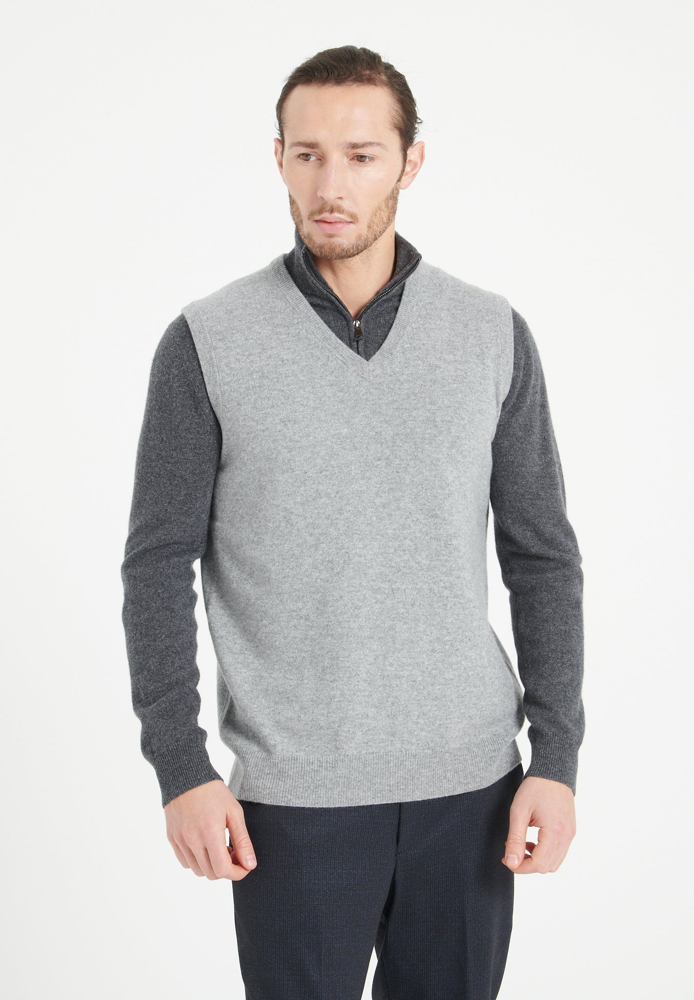 Pure Cashmere 2 Ply Sleeveless Vest (Luke 9)