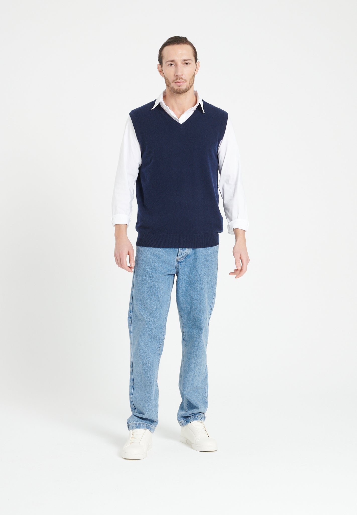 Pure Cashmere 2 Ply Sleeveless Vest (Luke 9)