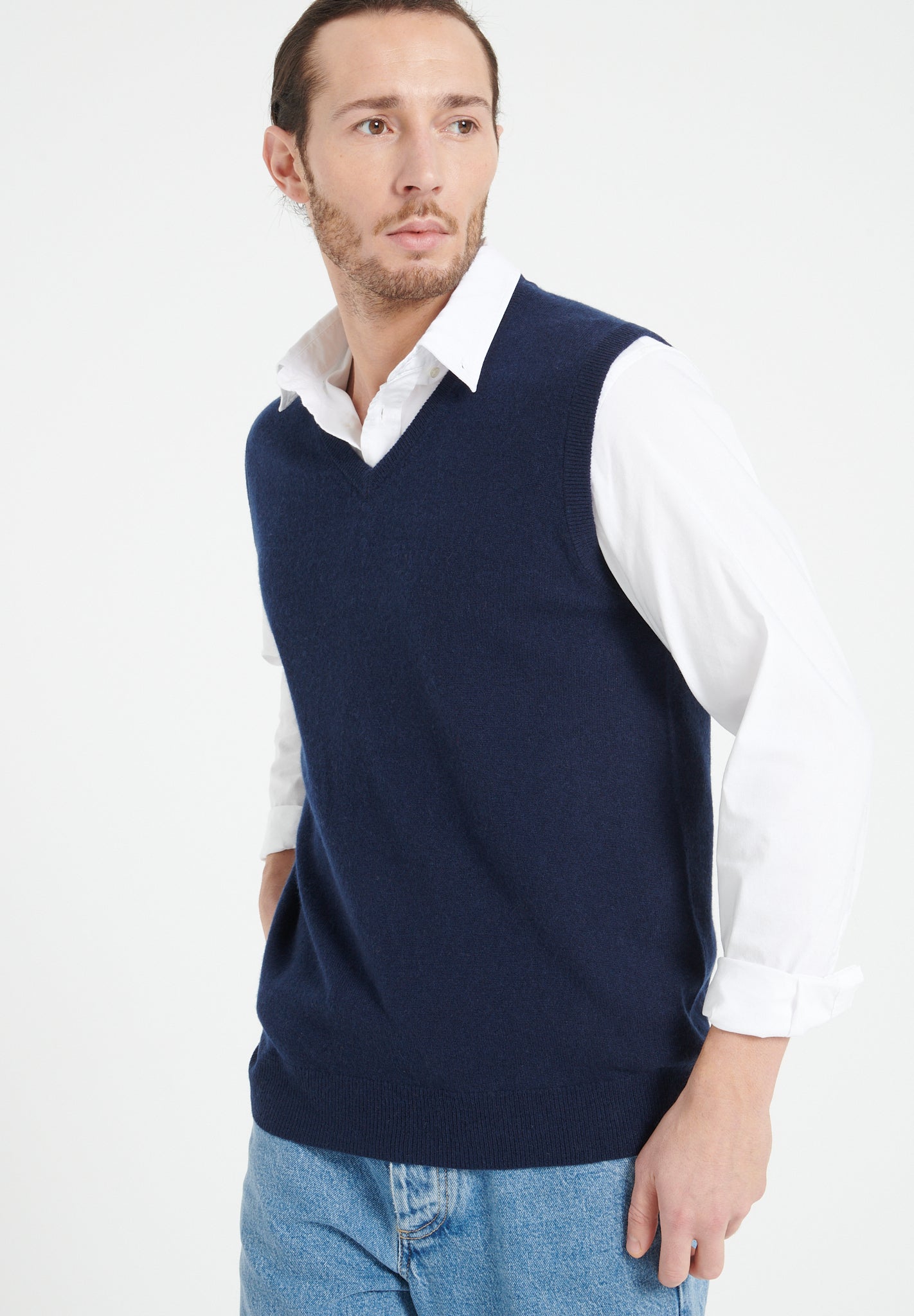 Pure Cashmere 2 Ply Sleeveless Vest (Luke 9)