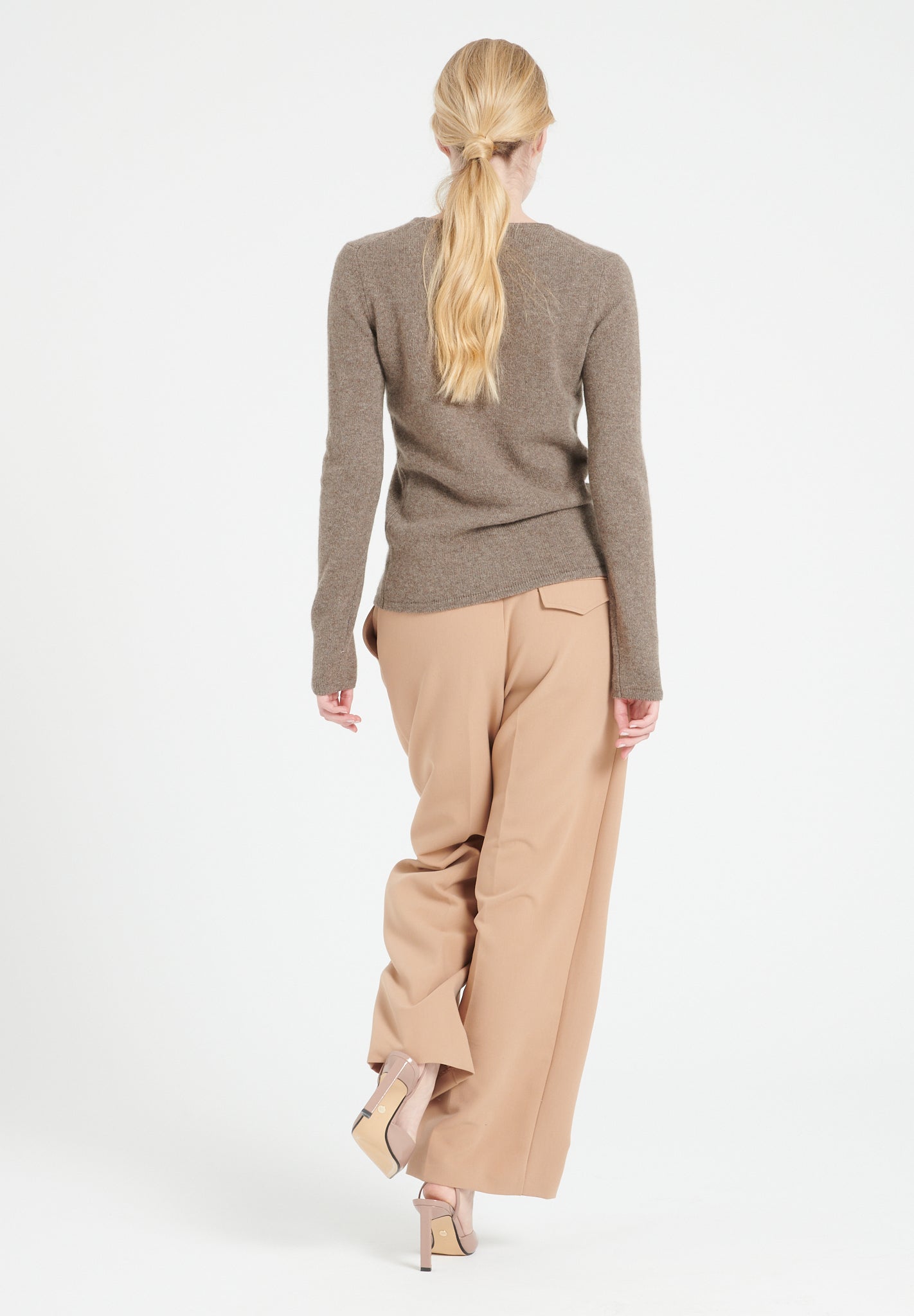 Pure Cashmere 4 ply Boat Neck Sweater (Lilly 18)