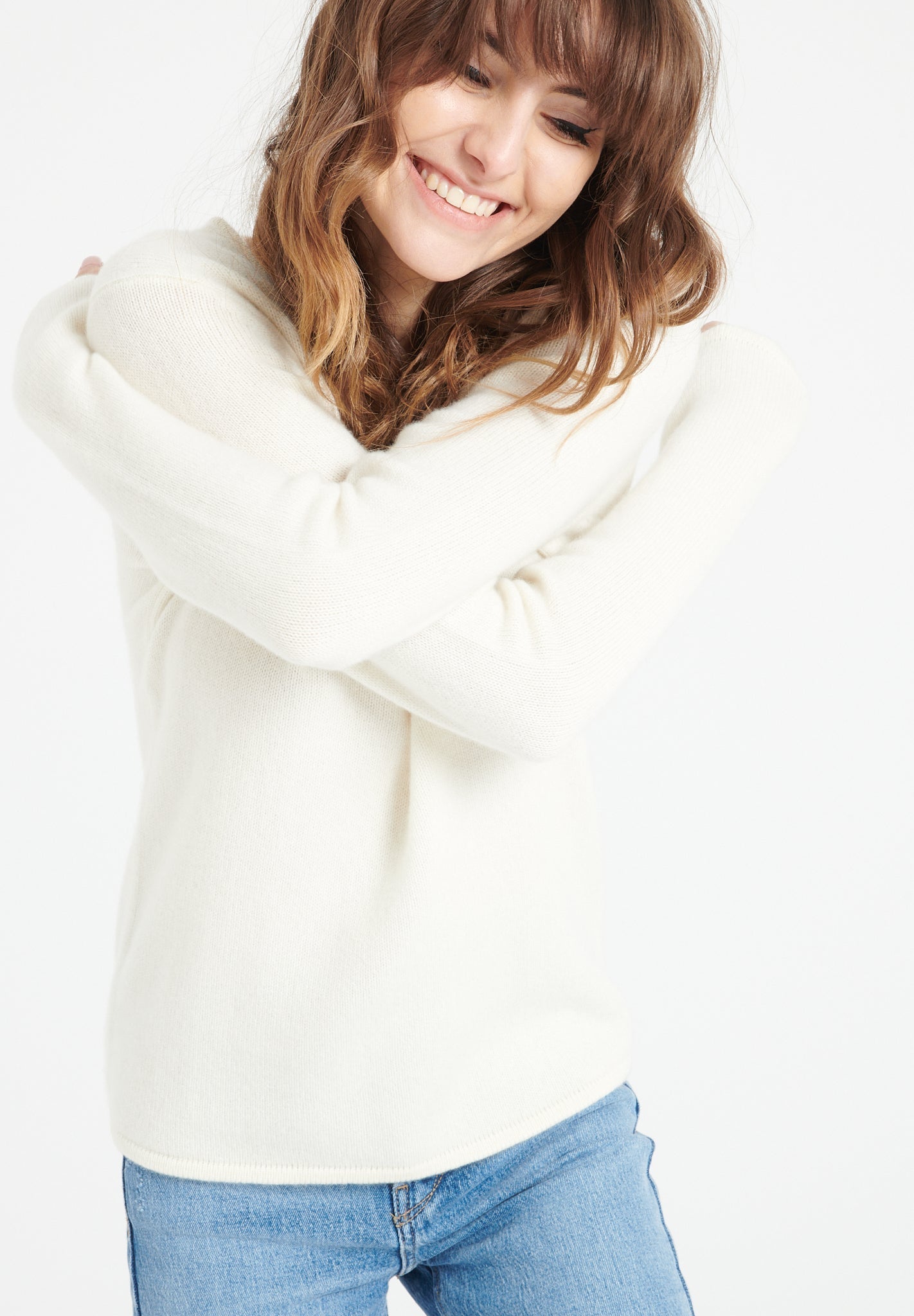Pure Cashmere 4 Thread V-Neck Sweater (Lilly 20)