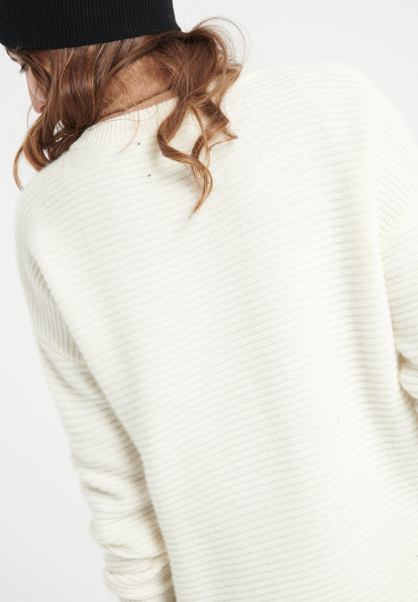 Pure Cashmere 4 ply Round Neck Sweater (Lilly 30)