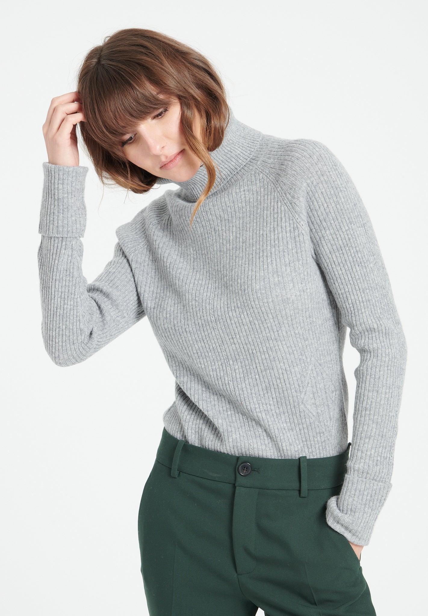 Pure Cashmere Turtleneck Ribbed Sweater (Mia 5)