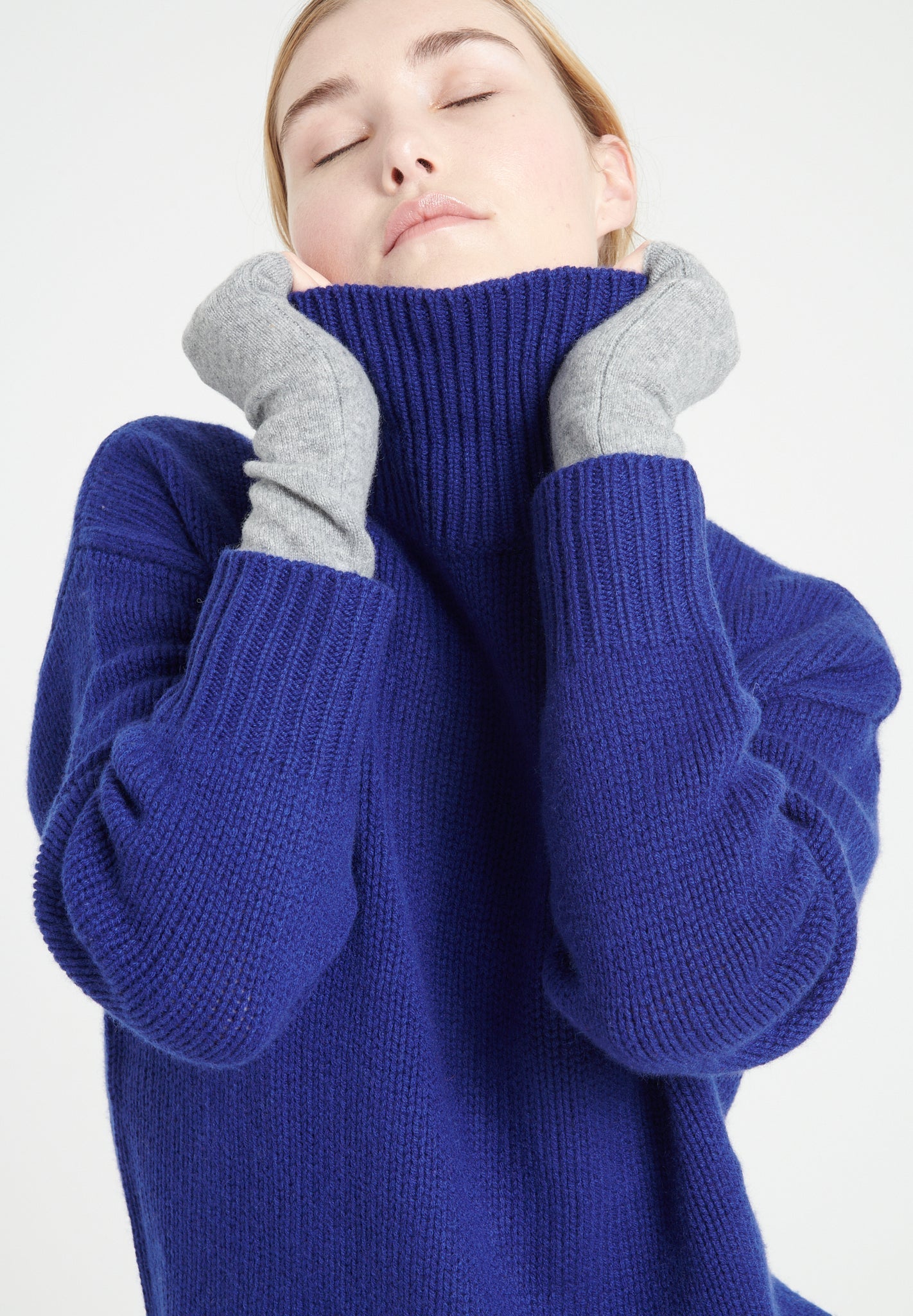 Pure Cashmere 10 ply Funnel Neck Sweater (Mia 9)