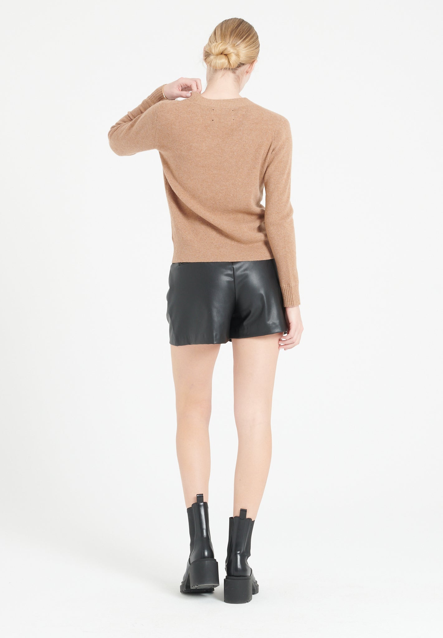 Pure Cashmere Ribbed V-Neck Cardigan (Mia 14)