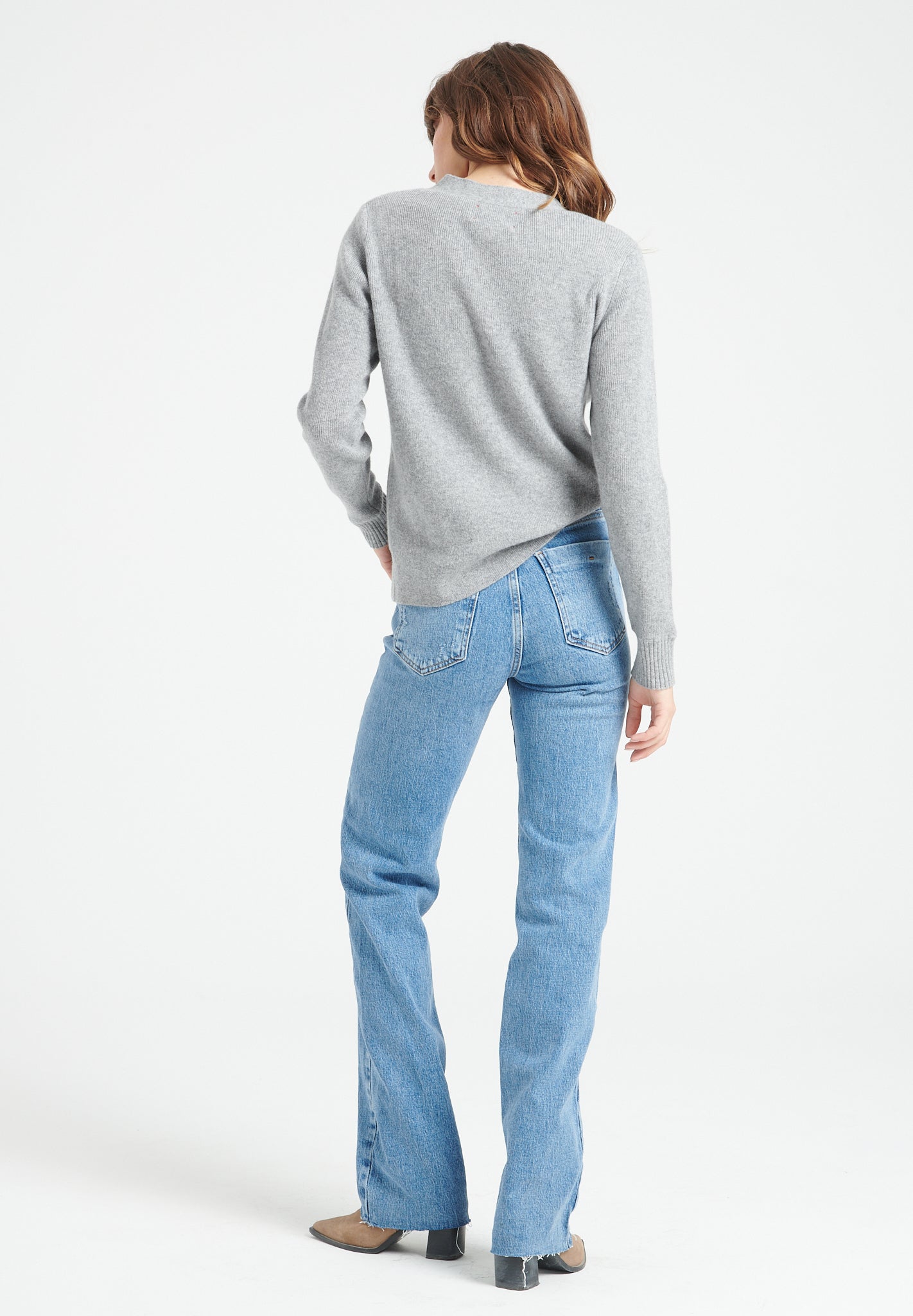 Pure Cashmere Ribbed V-Neck Cardigan (Mia 14)
