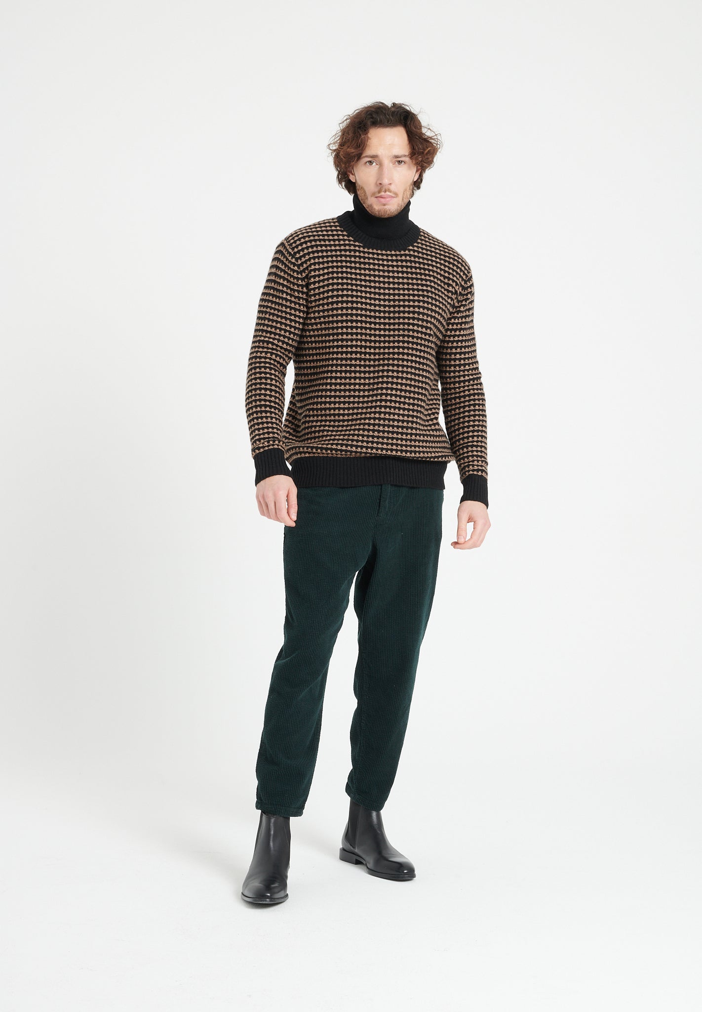 Pure Cashmere 4 ply Two Tone Round Neck Sweater w/Jacquard Pattern (Zach 3)