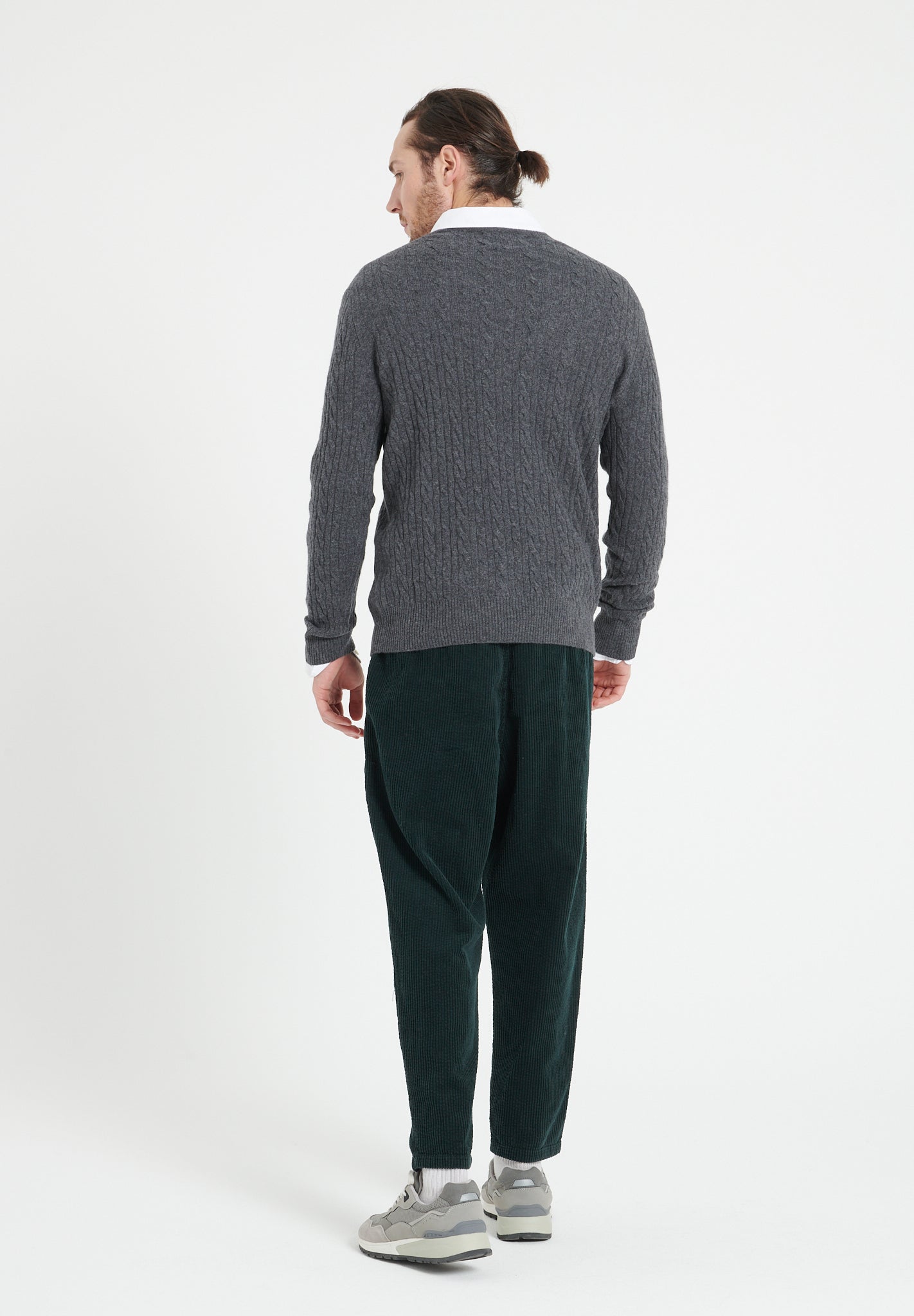 Pure Cashmere Cable Knit Round Neck Sweater (Zach 5)