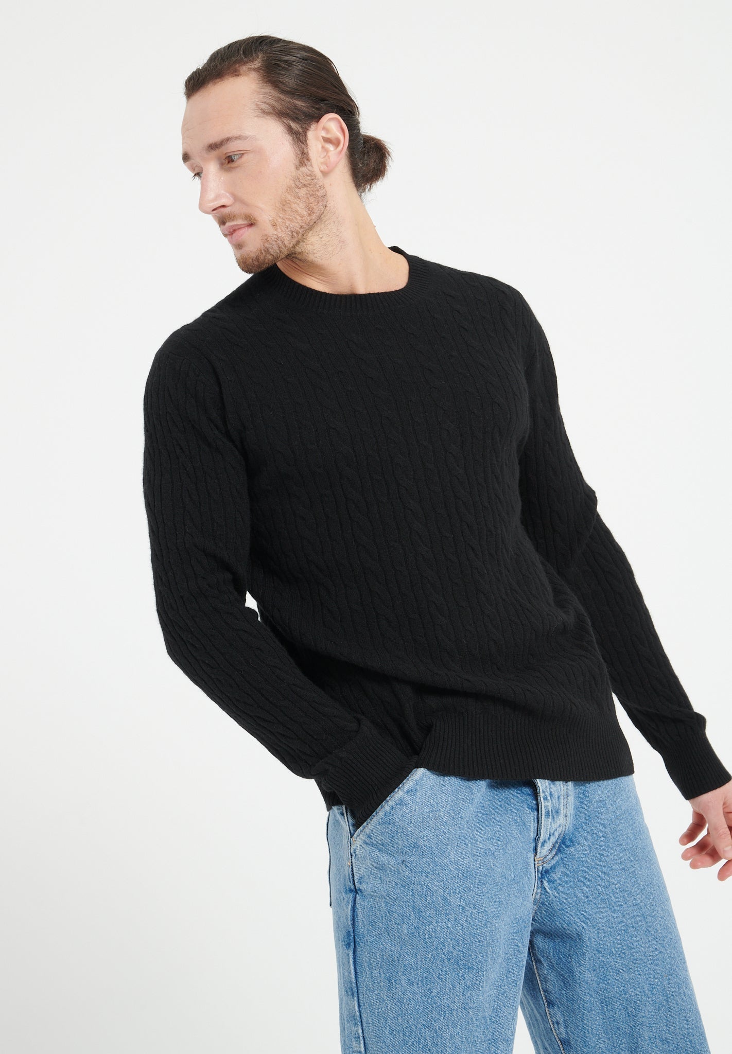 Pure Cashmere Cable Knit Round Neck Sweater (Zach 5)