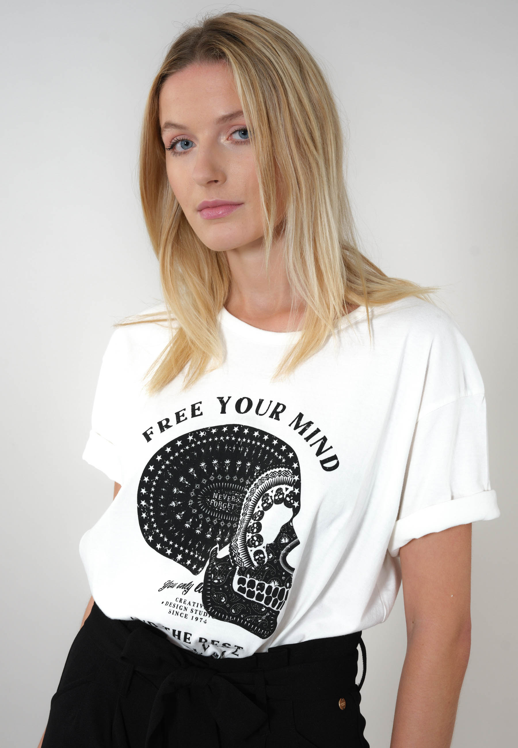 Deeluxe Skullie T-Shirt