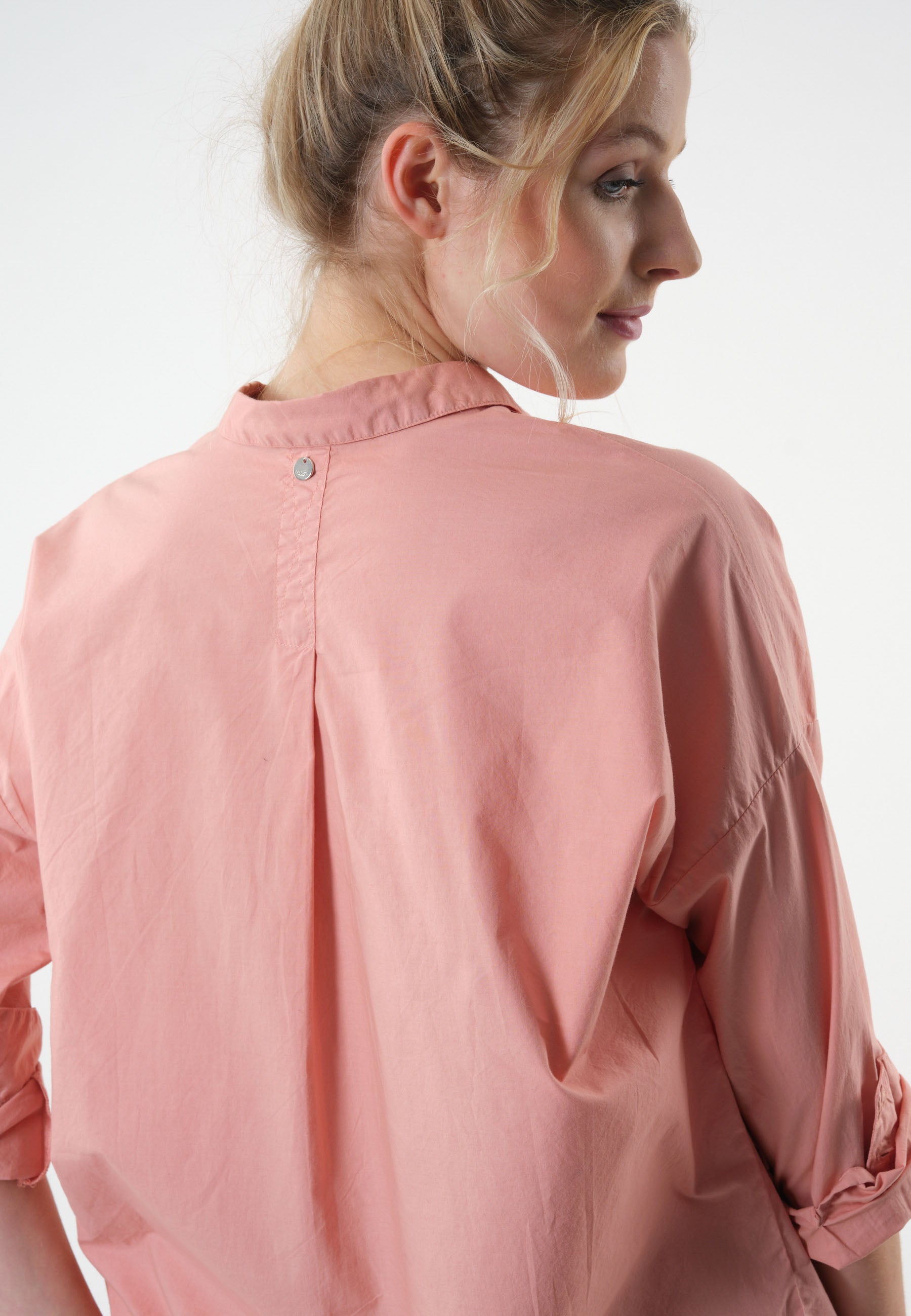 Deeluxe Mona Shirt