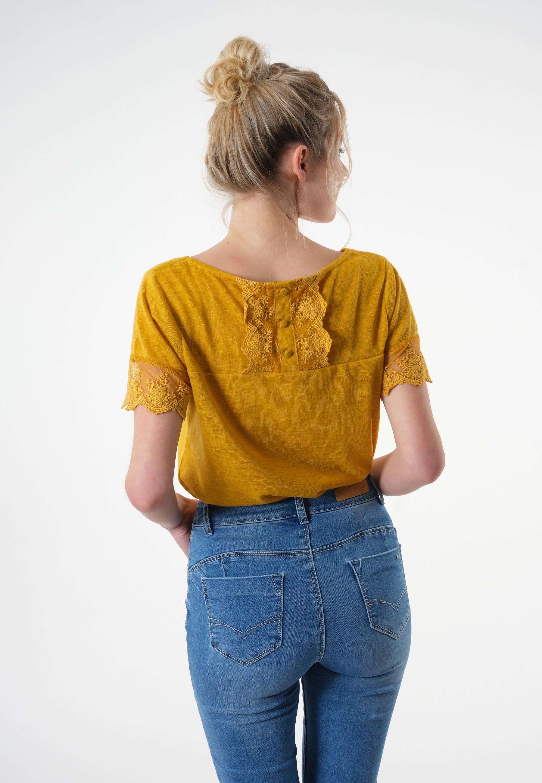 Deeluxe Divine T-Shirt
